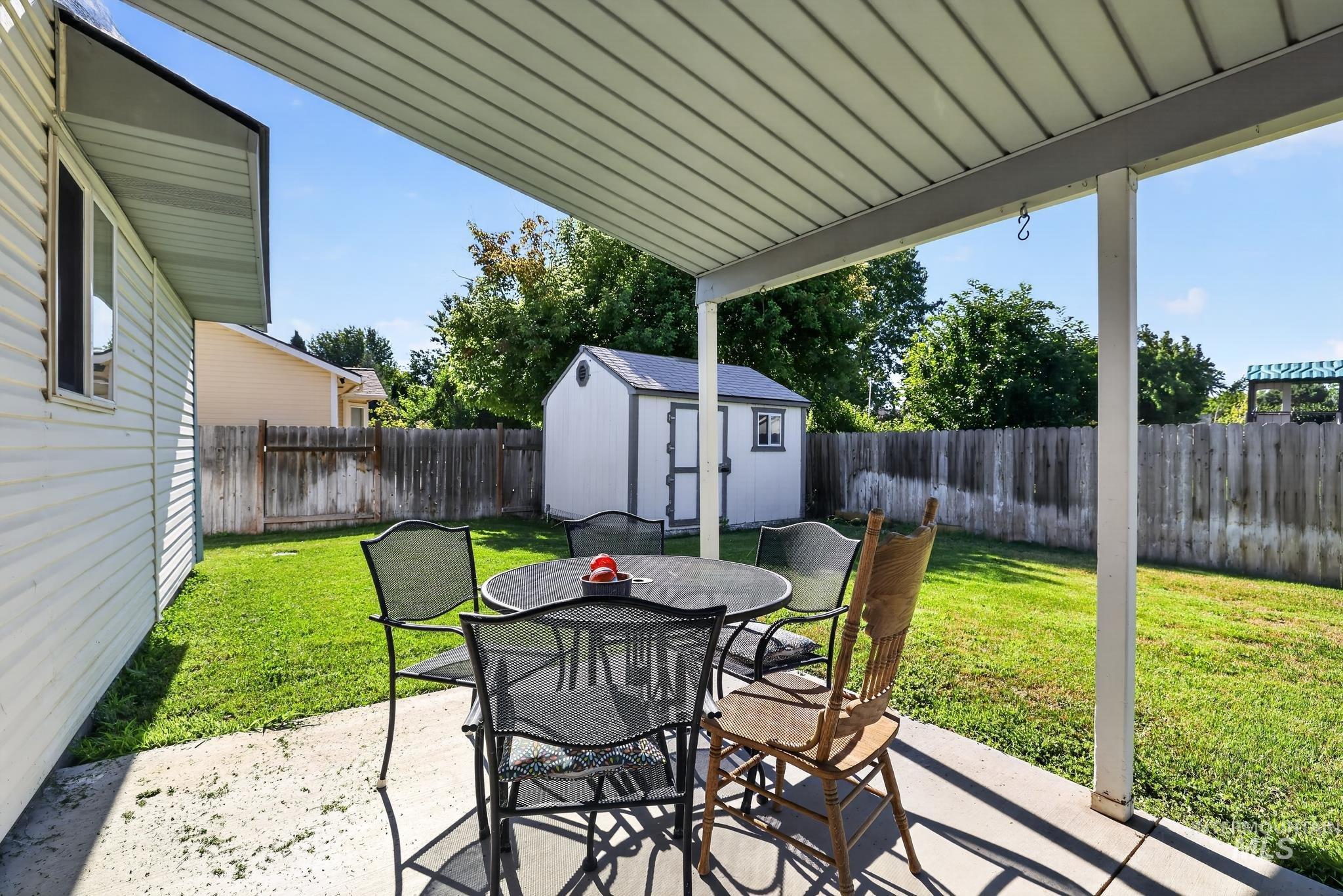 1389 E Tourmaline St, Meridian, Idaho 83646, 3 Bedrooms, 2 Bathrooms, Residential For Sale, Price $420,000, 98993666