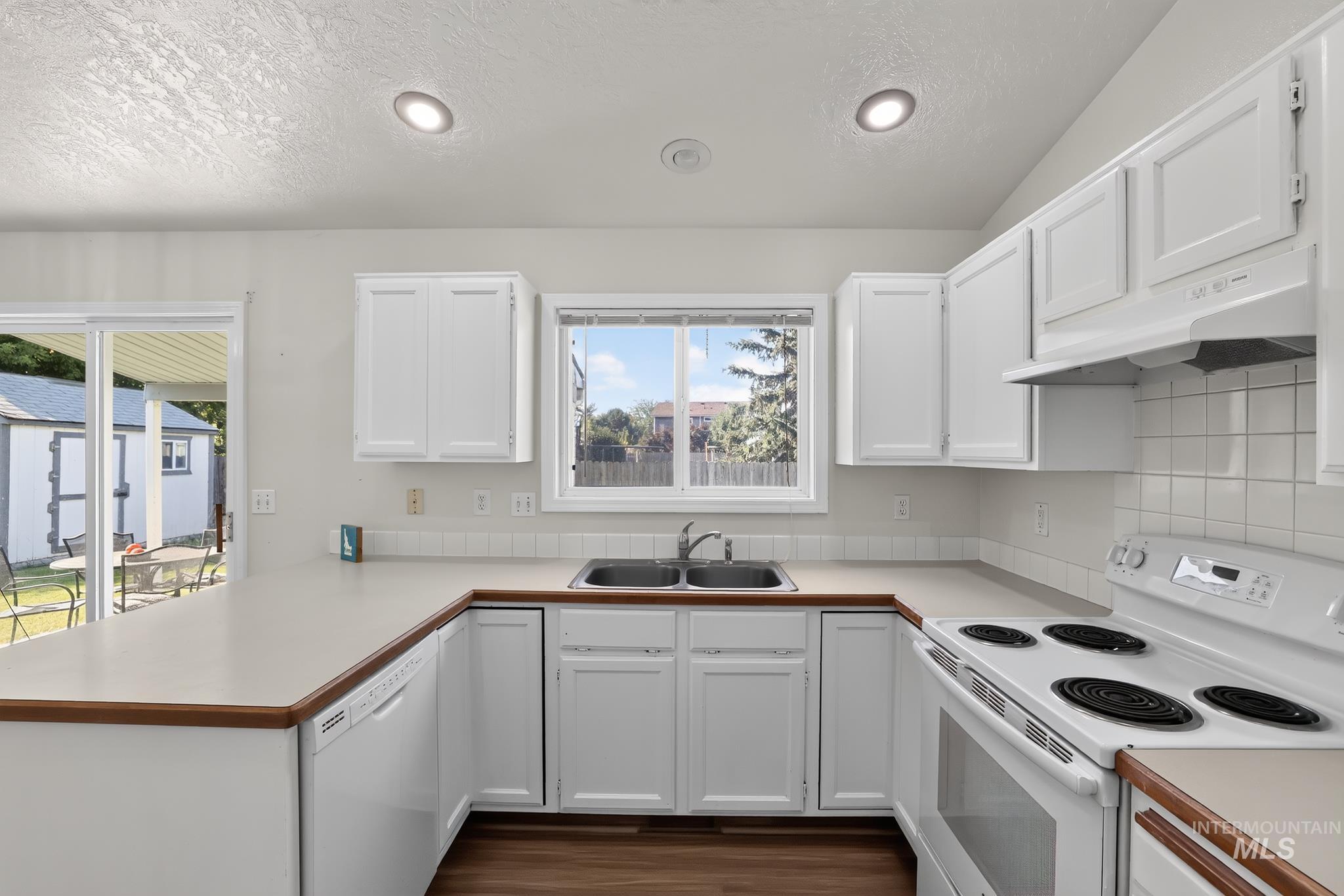 1389 E Tourmaline St, Meridian, Idaho 83646, 3 Bedrooms, 2 Bathrooms, Residential For Sale, Price $420,000, 98993666