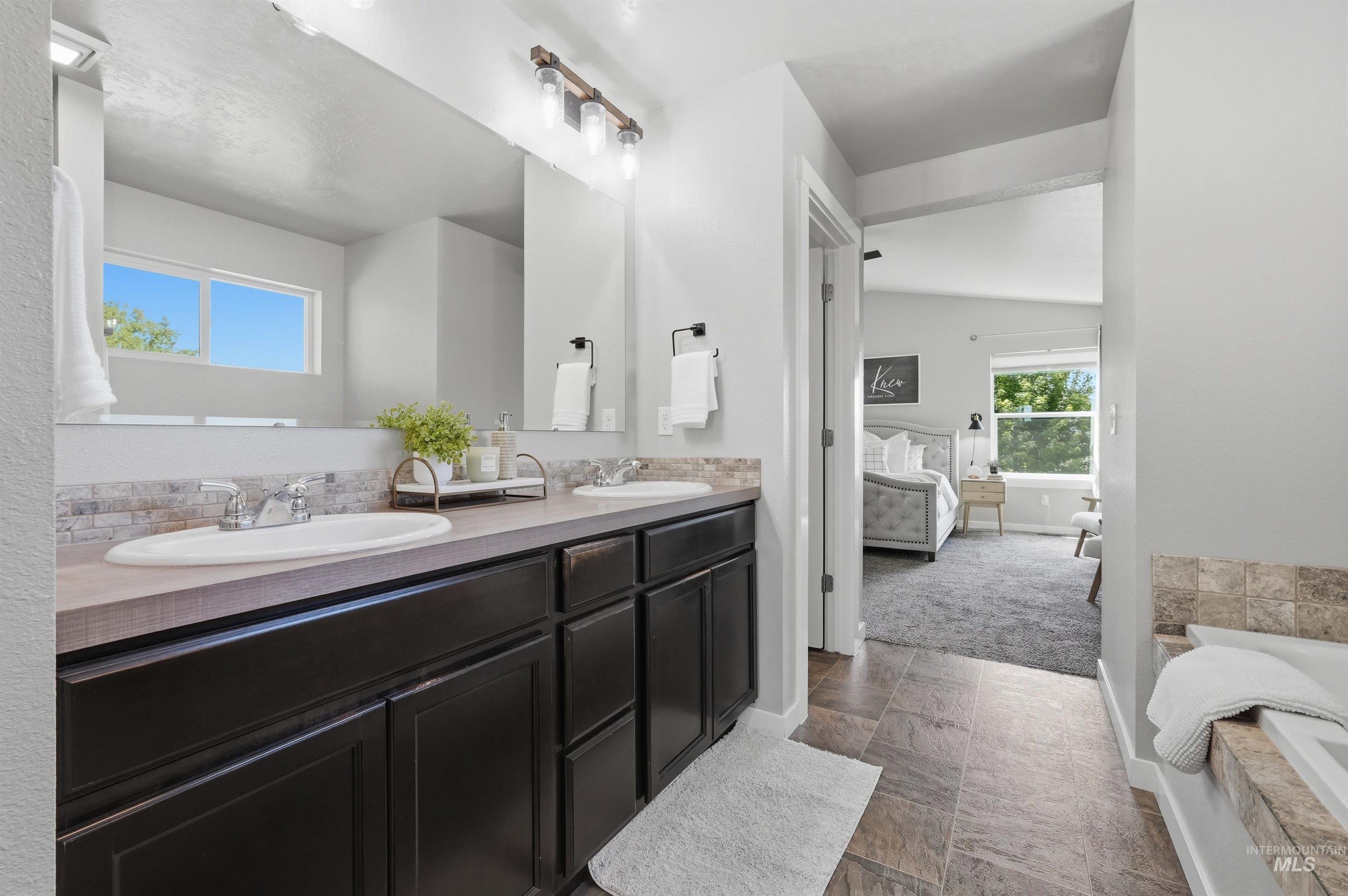 792 W Bird Wing Dr, Meridian, Idaho 83646, 4 Bedrooms, 2.5 Bathrooms, Residential For Sale, Price $620,000, 98993667