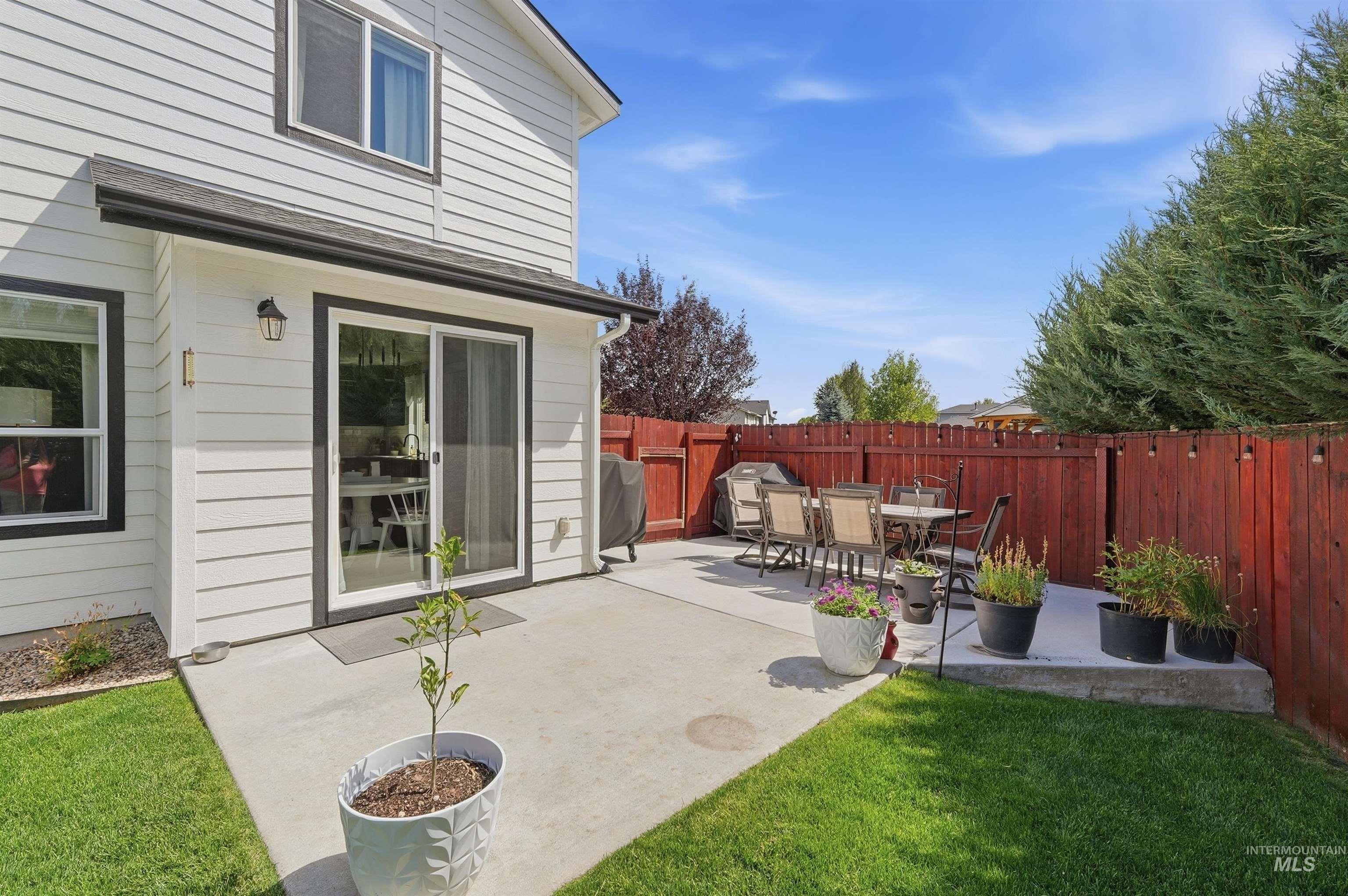 792 W Bird Wing Dr, Meridian, Idaho 83646, 4 Bedrooms, 2.5 Bathrooms, Residential For Sale, Price $620,000, 98993667