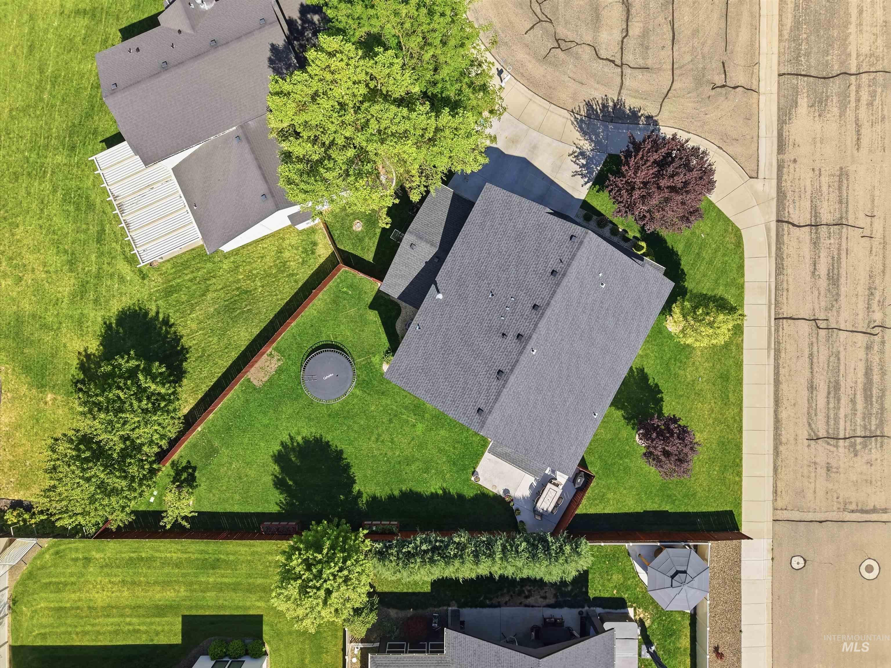 792 W Bird Wing Dr, Meridian, Idaho 83646, 4 Bedrooms, 2.5 Bathrooms, Residential For Sale, Price $620,000, 98993667