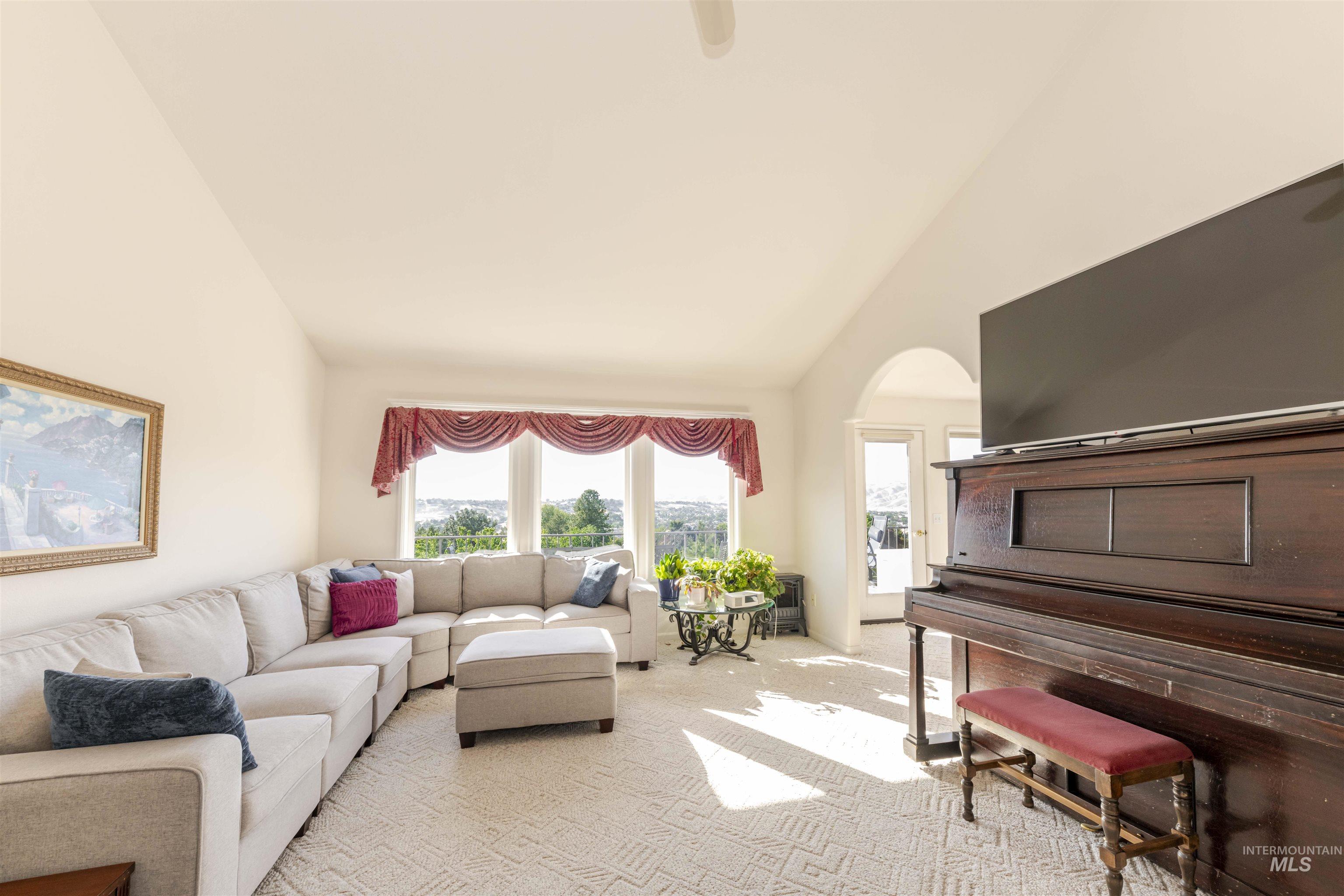 331 Reservoir Dr, Lewiston, Idaho 83501, 4 Bedrooms, 3 Bathrooms, Residential For Sale, Price $535,000,MLS 98993674