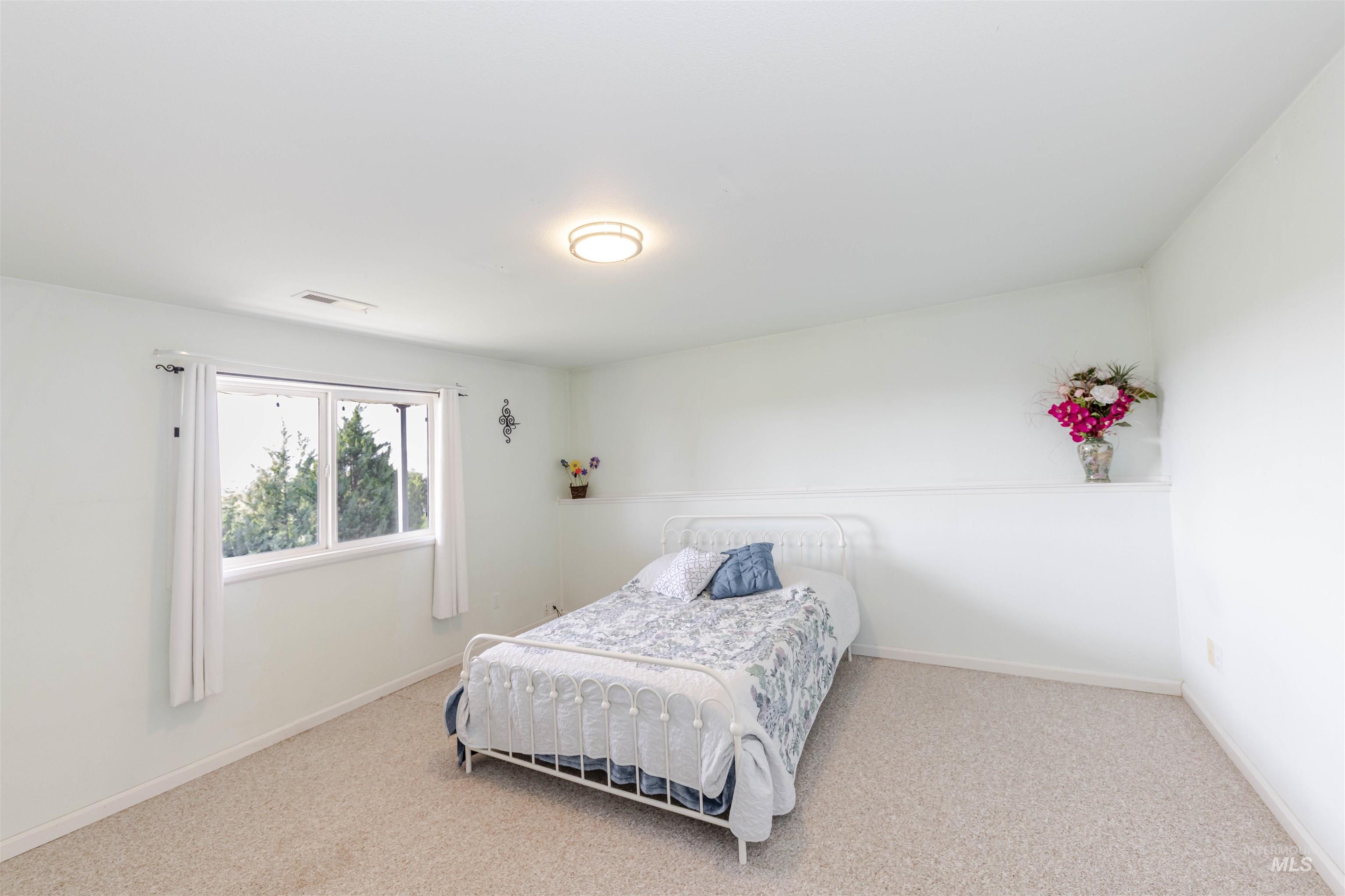 331 Reservoir Dr, Lewiston, Idaho 83501, 4 Bedrooms, 3 Bathrooms, Residential For Sale, Price $535,000,MLS 98993674