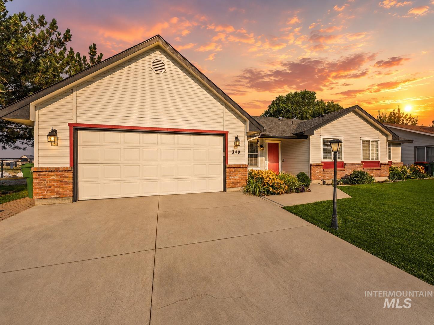 349 S Lodestone Ave, Meridian, Idaho 83642, 4 Bedrooms, 3 Bathrooms, Residential For Sale, Price $505,000,MLS 98993676