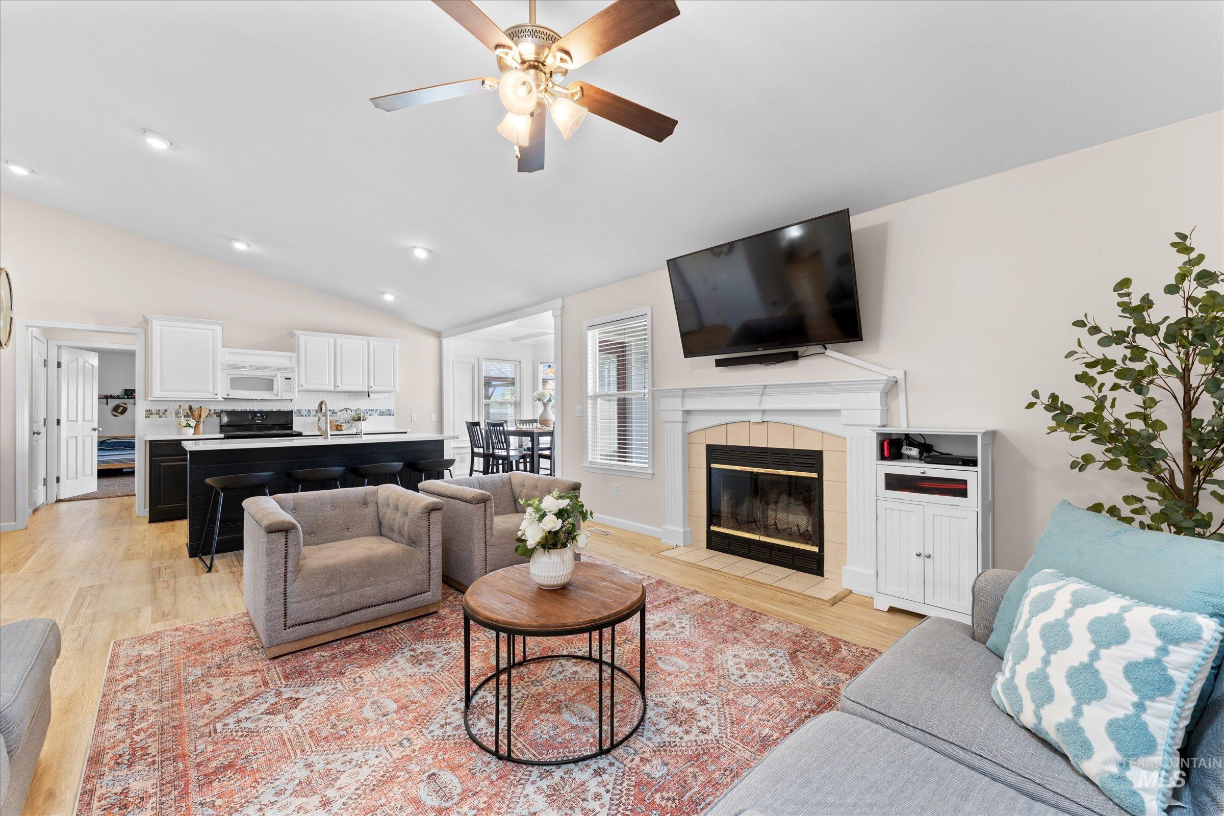 349 S Lodestone Ave, Meridian, Idaho 83642, 4 Bedrooms, 3 Bathrooms, Residential For Sale, Price $505,000,MLS 98993676