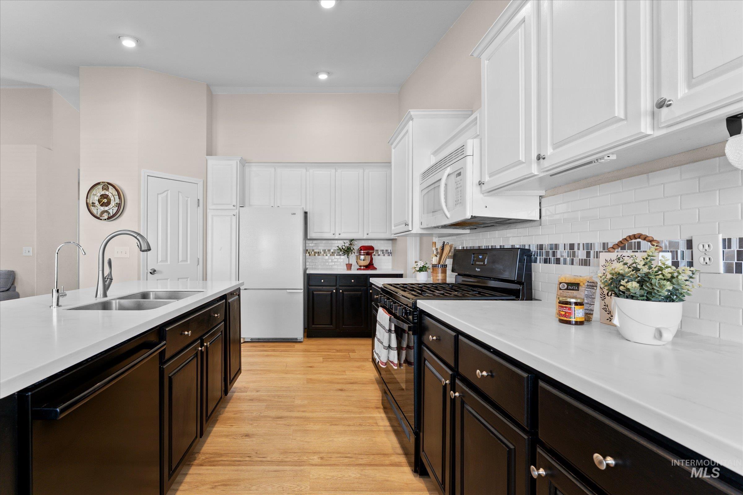 349 S Lodestone Ave, Meridian, Idaho 83642, 4 Bedrooms, 3 Bathrooms, Residential For Sale, Price $505,000,MLS 98993676