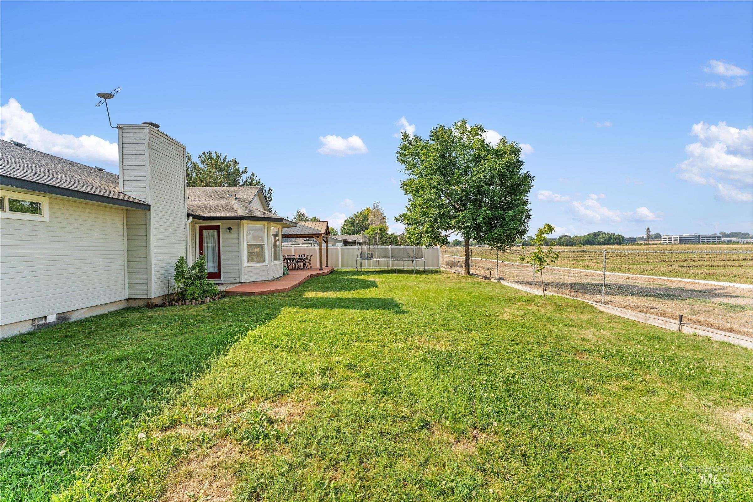 349 S Lodestone Ave, Meridian, Idaho 83642, 4 Bedrooms, 3 Bathrooms, Residential For Sale, Price $505,000,MLS 98993676
