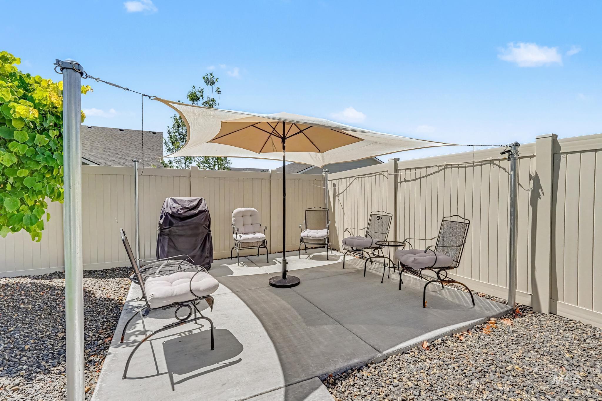 1425 W Riodosa Dr, Meridian, Idaho 83642, 4 Bedrooms, 2 Bathrooms, Residential For Sale, Price $559,900,MLS 98993677