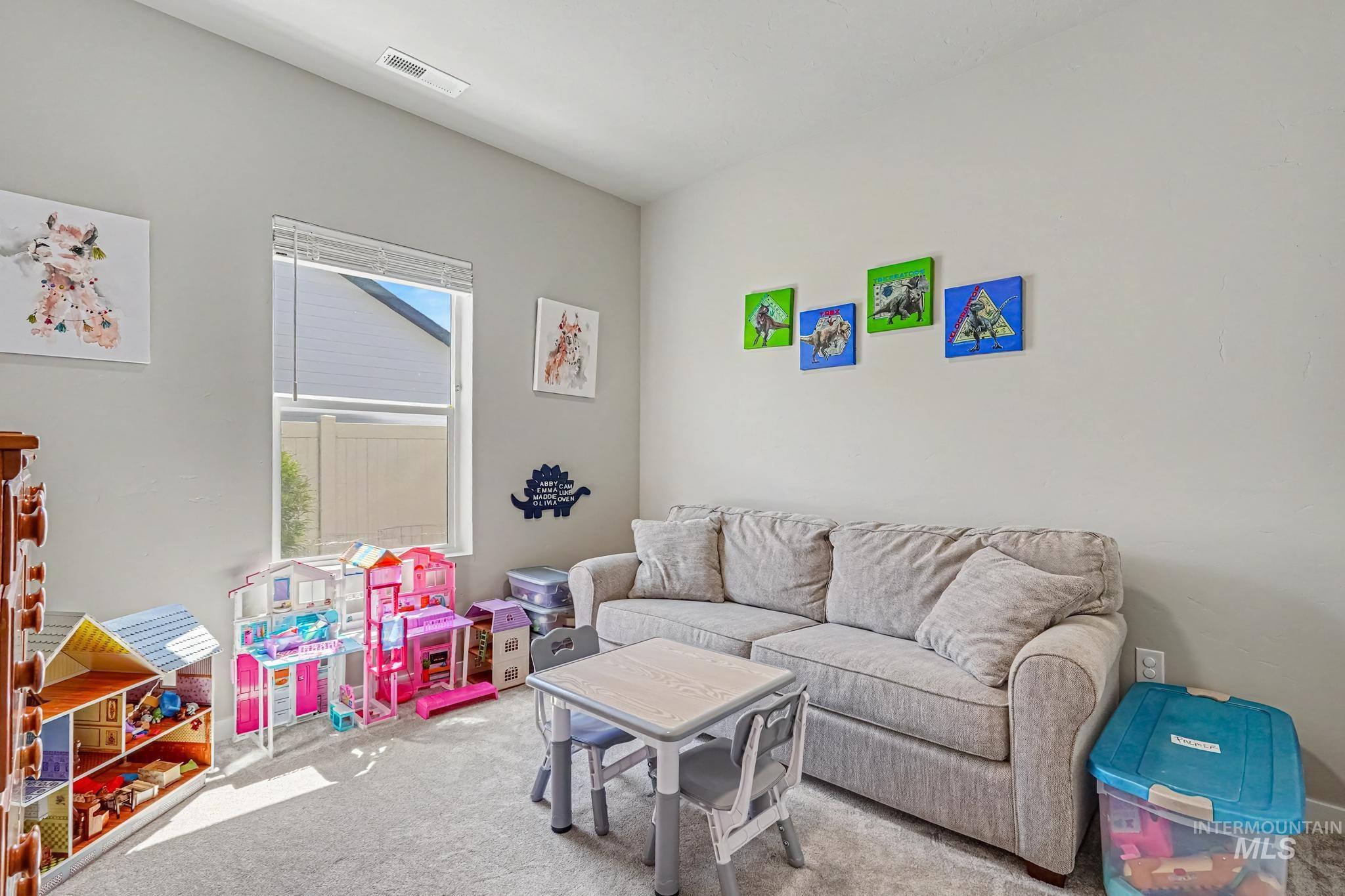 1425 W Riodosa Dr, Meridian, Idaho 83642, 4 Bedrooms, 2 Bathrooms, Residential For Sale, Price $559,900,MLS 98993677