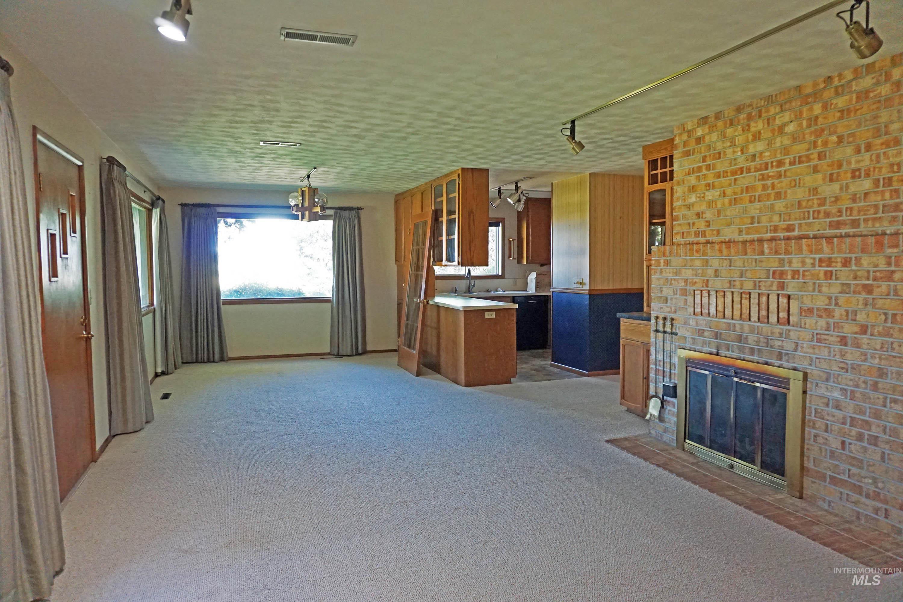 22347 Upper Pleasant Ridge Road, Caldwell, Idaho 83607, 4 Bedrooms, 3 Bathrooms, Residential For Sale, Price $979,000,MLS 98993678