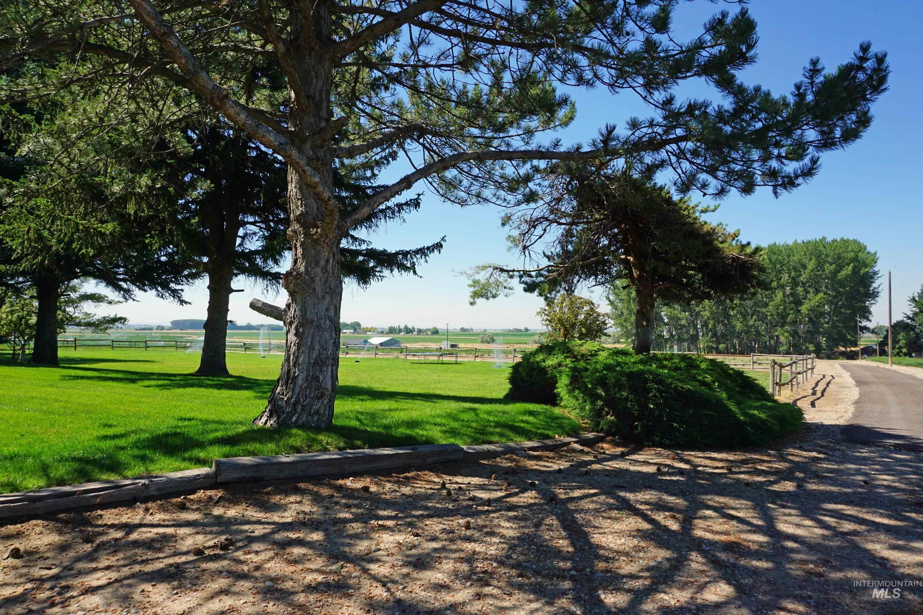 22347 Upper Pleasant Ridge Road, Caldwell, Idaho 83607, 4 Bedrooms, 3 Bathrooms, Residential For Sale, Price $979,000,MLS 98993678