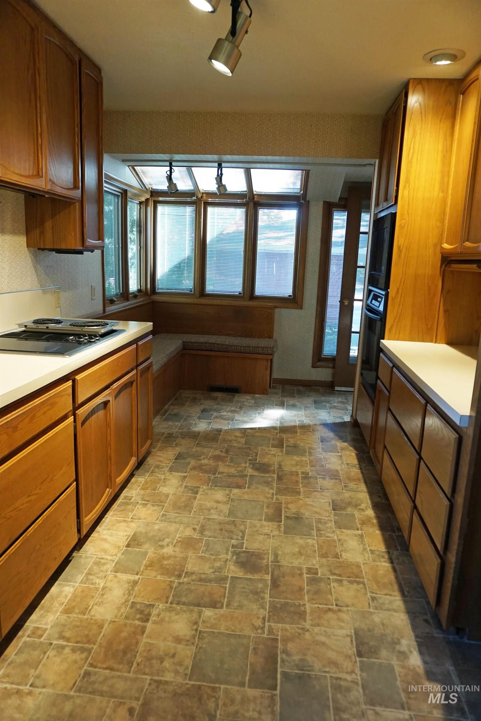 22347 Upper Pleasant Ridge Road, Caldwell, Idaho 83607, 4 Bedrooms, 3 Bathrooms, Residential For Sale, Price $979,000,MLS 98993678