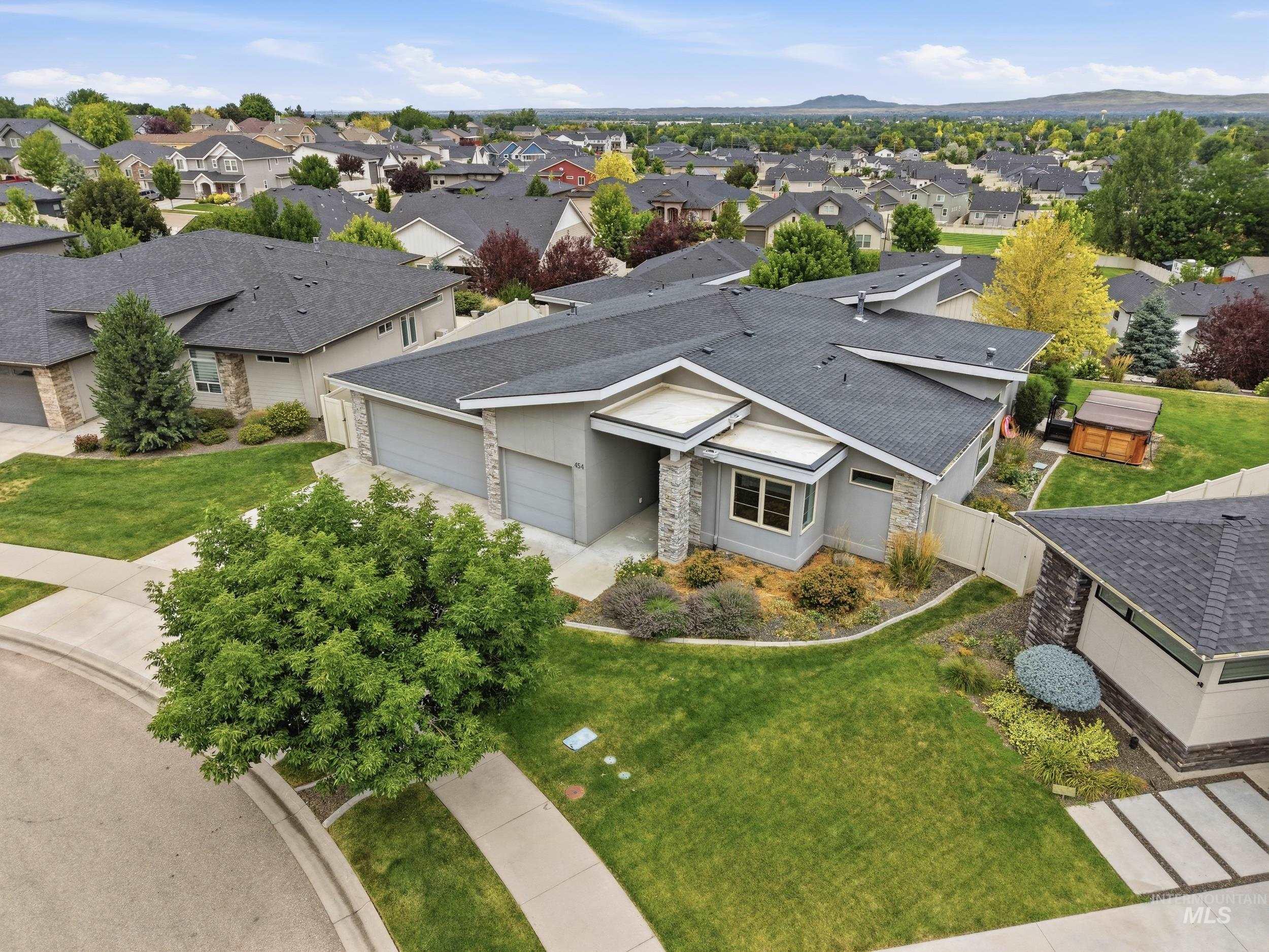 454 W Buroak Drive, Meridian, Idaho 83642, 3 Bedrooms, 3 Bathrooms, Residential For Sale, Price $1,100,000,MLS 98993683