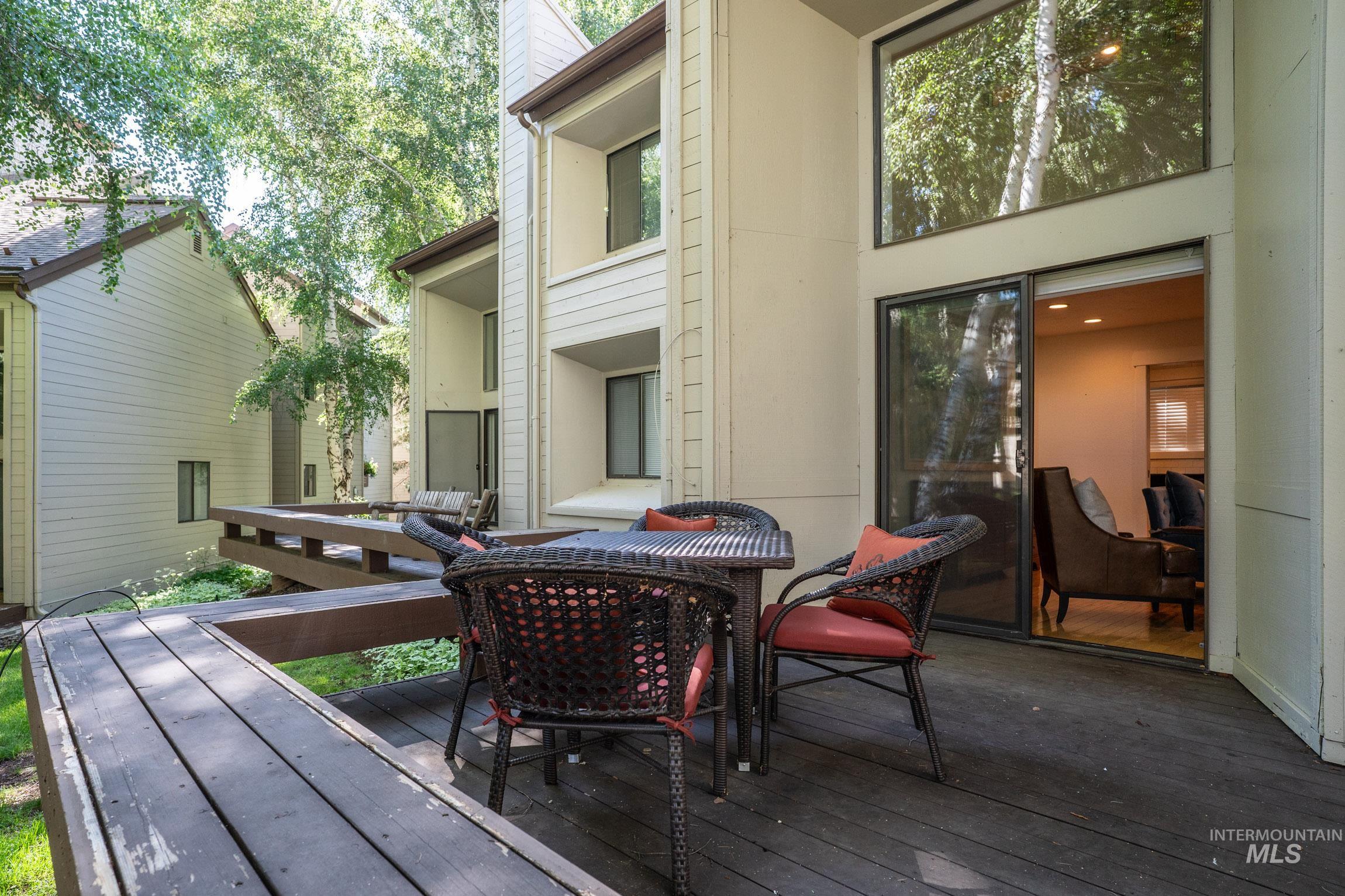 2409 Indian Springs Condo Dr, Sun Valley, Idaho 83353, 3 Bedrooms, 2 Bathrooms, Residential For Sale, Price $695,000, 98993684