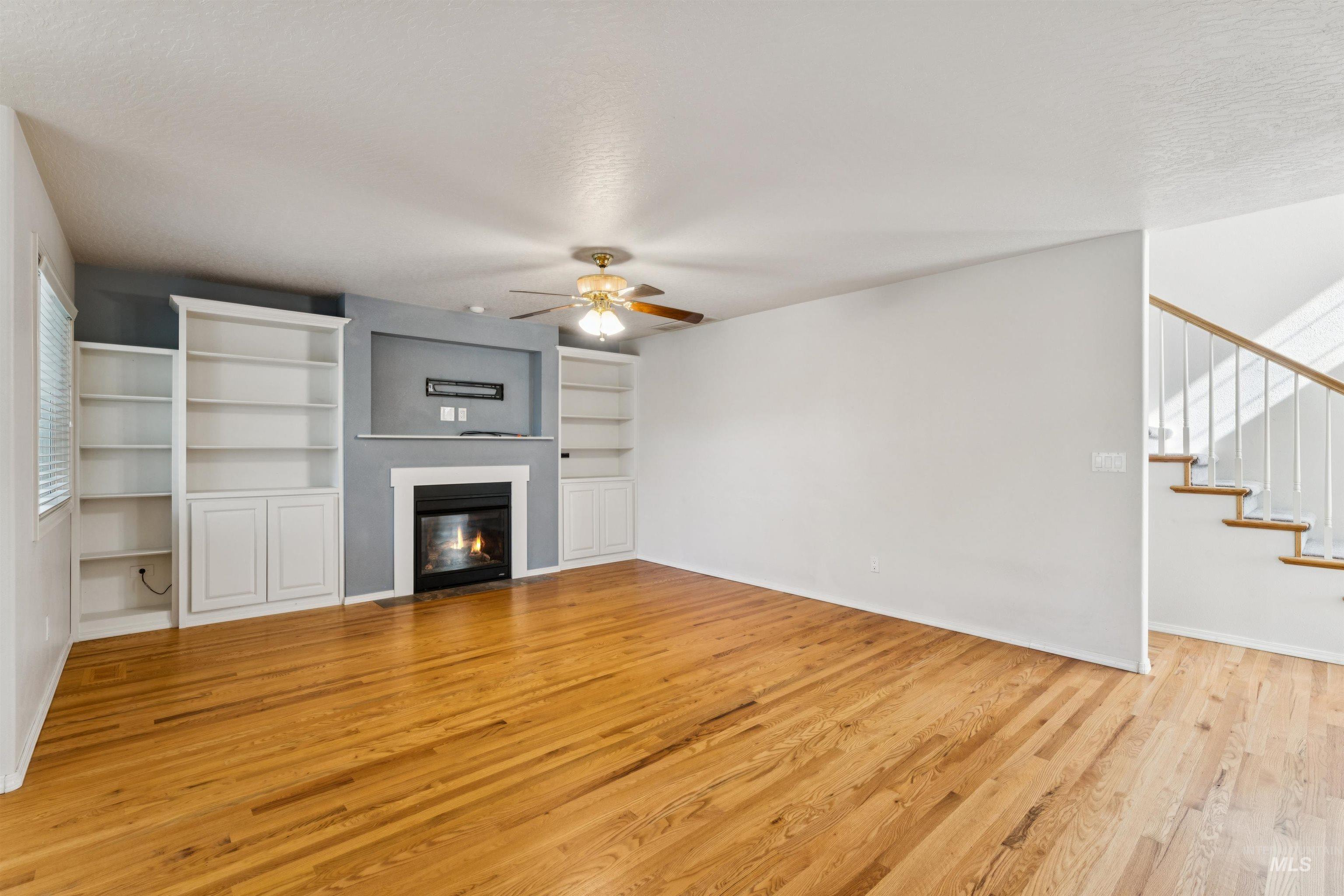 1835 E Meadowgrass St, Meridian, Idaho 83646, 3 Bedrooms, 2.5 Bathrooms, Residential For Sale, Price $445,000, 98993685