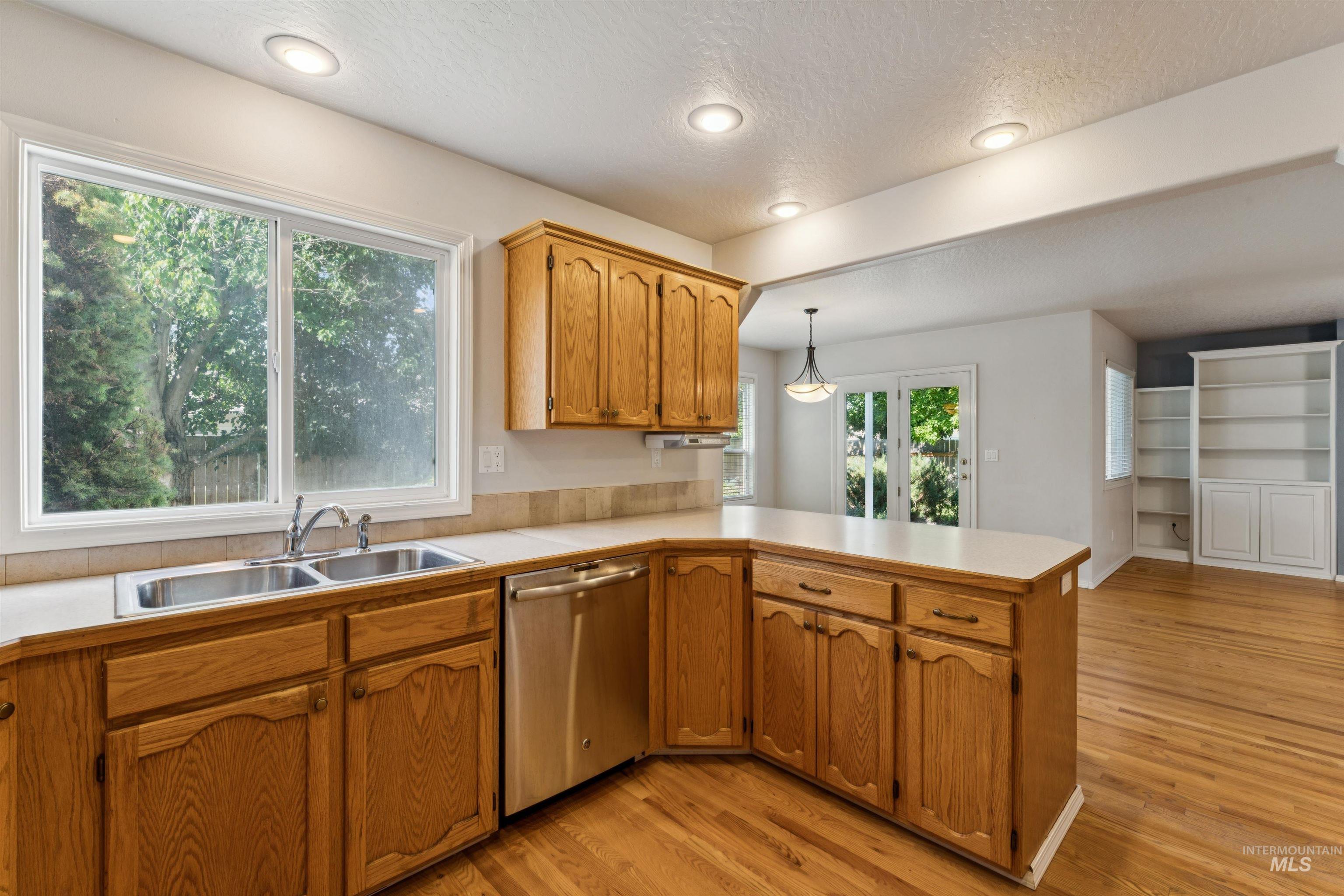 1835 E Meadowgrass St, Meridian, Idaho 83646, 3 Bedrooms, 2.5 Bathrooms, Residential For Sale, Price $445,000, 98993685