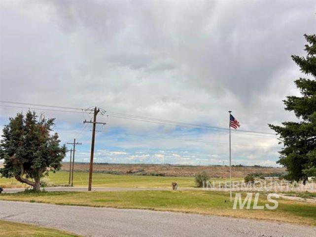 3197 Eagle Rock Road, American Falls, Idaho 83211, 5 Bedrooms, 3 Bathrooms, Residential For Sale, Price $499,000,MLS 98993686