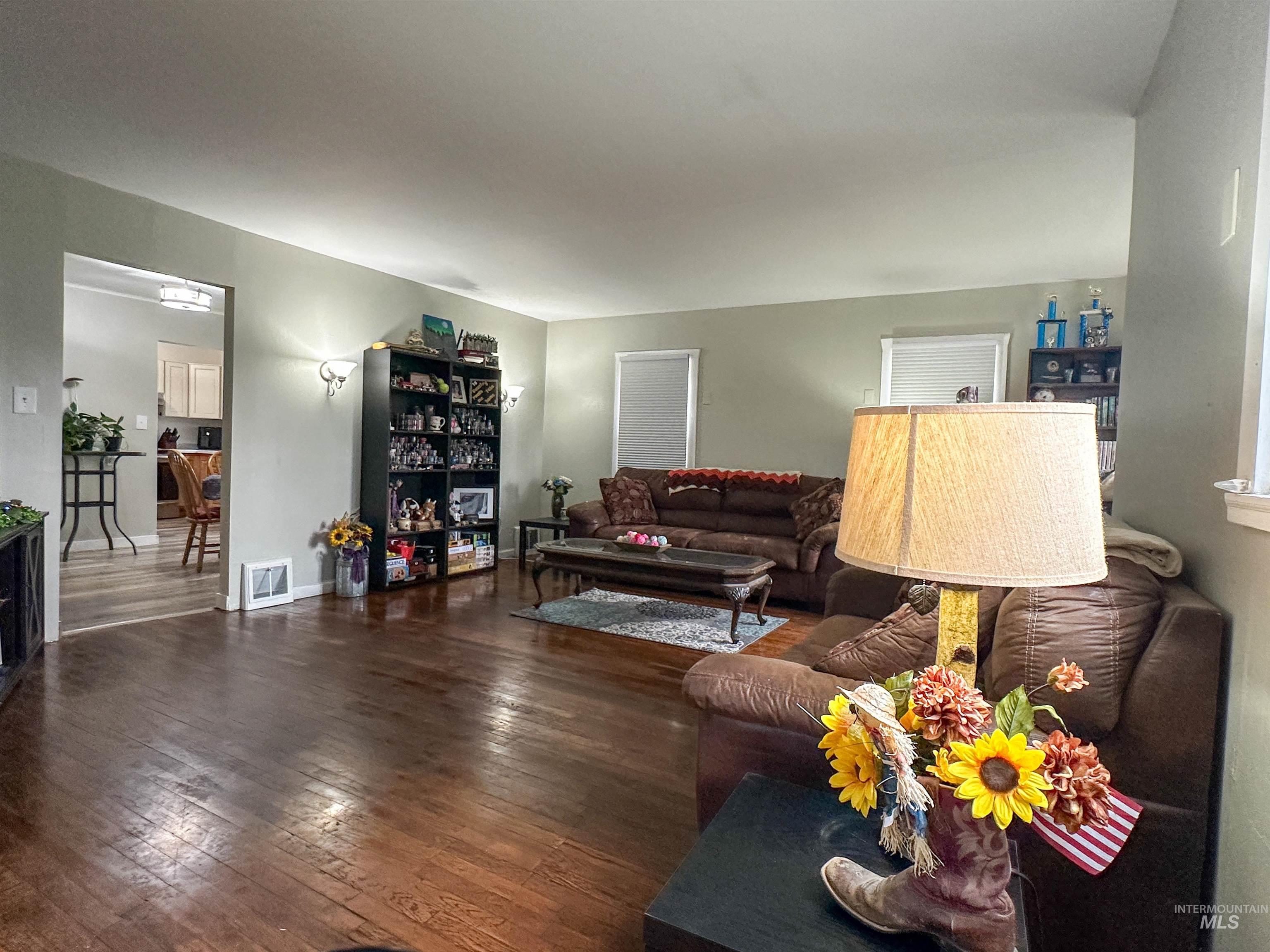 507 Wendell Street, Twin Falls, Idaho 83301, 5 Bedrooms, 2 Bathrooms, Residential For Sale, Price $444,888, 98993693