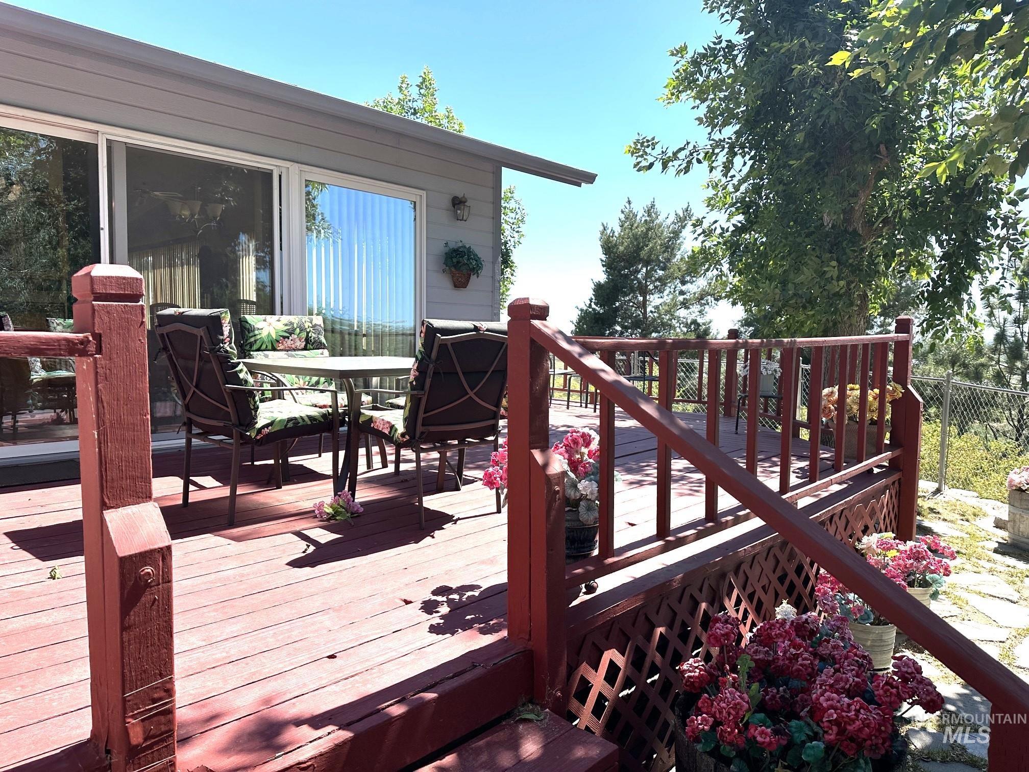 748 Hughes Dr, Payette, Idaho 83661, 3 Bedrooms, 2 Bathrooms, Residential For Sale, Price $489,900, 98993704