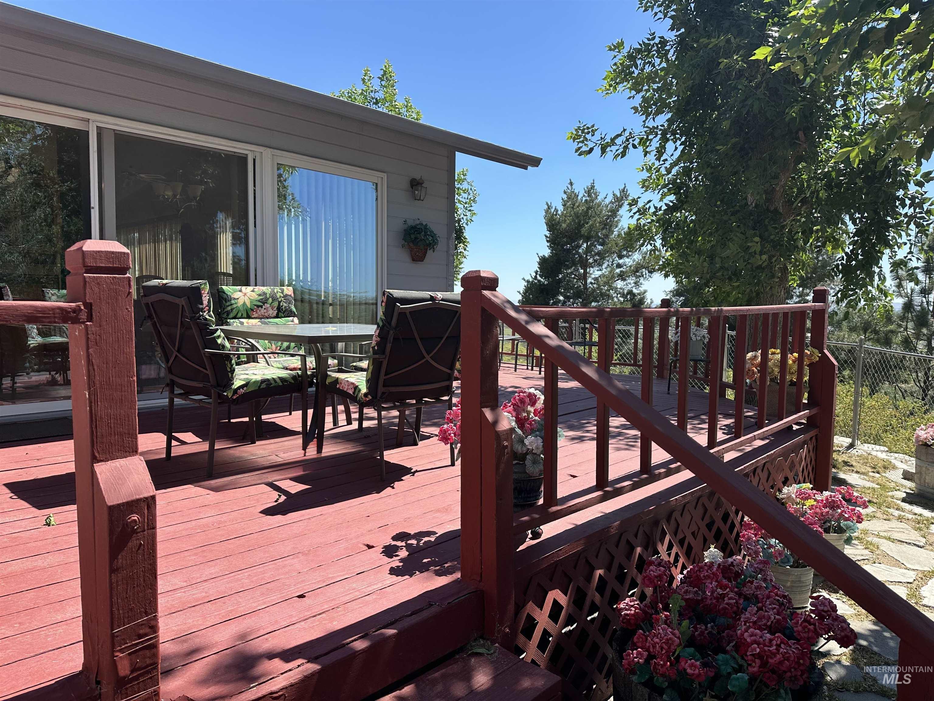 748 Hughes Dr, Payette, Idaho 83661, 3 Bedrooms, 2 Bathrooms, Residential For Sale, Price $489,900,MLS 98993704