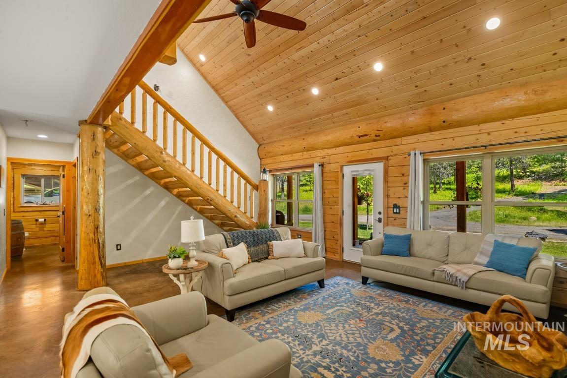 1076 Swenson Ln, Deary, Idaho 83823, 4 Bedrooms, 3 Bathrooms, Residential For Sale, Price $975,000, 98993706