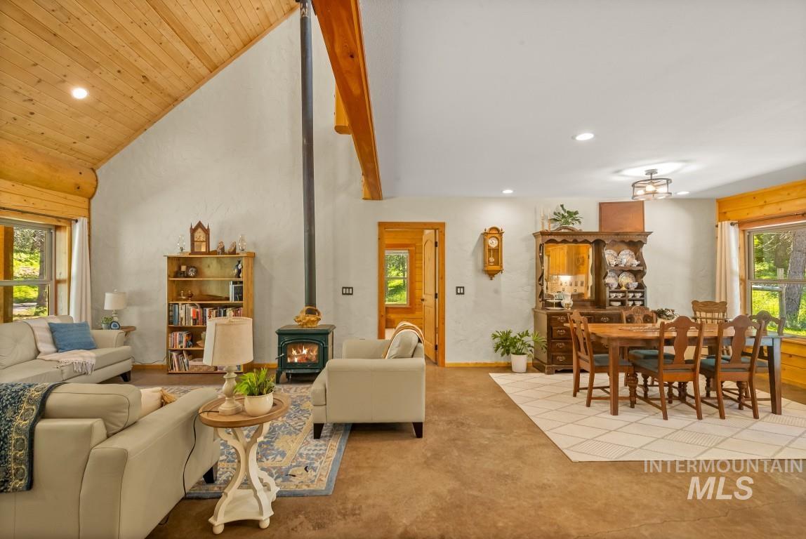 1076 Swenson Ln, Deary, Idaho 83823, 4 Bedrooms, 3 Bathrooms, Residential For Sale, Price $975,000, 98993706