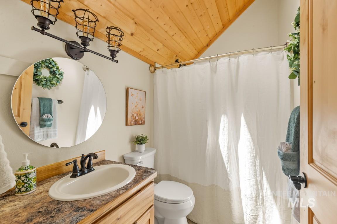 1076 Swenson Ln, Deary, Idaho 83823, 4 Bedrooms, 3 Bathrooms, Residential For Sale, Price $975,000, 98993706