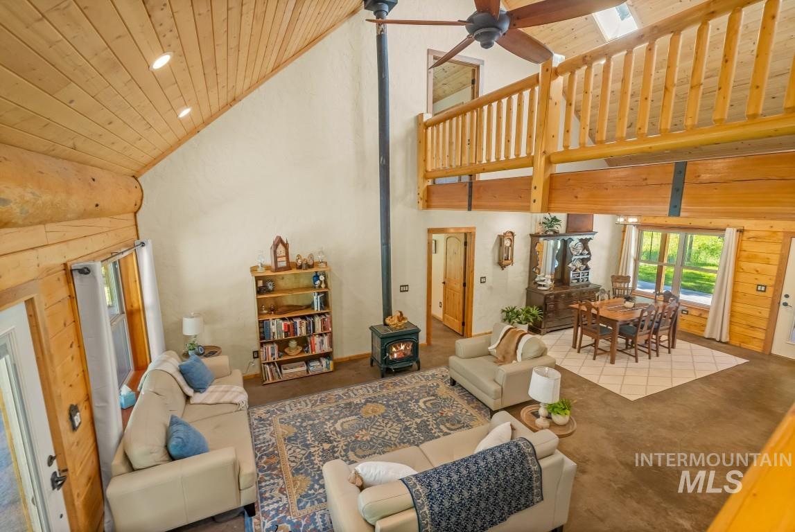 1076 Swenson Ln, Deary, Idaho 83823, 4 Bedrooms, 3 Bathrooms, Residential For Sale, Price $975,000, 98993706