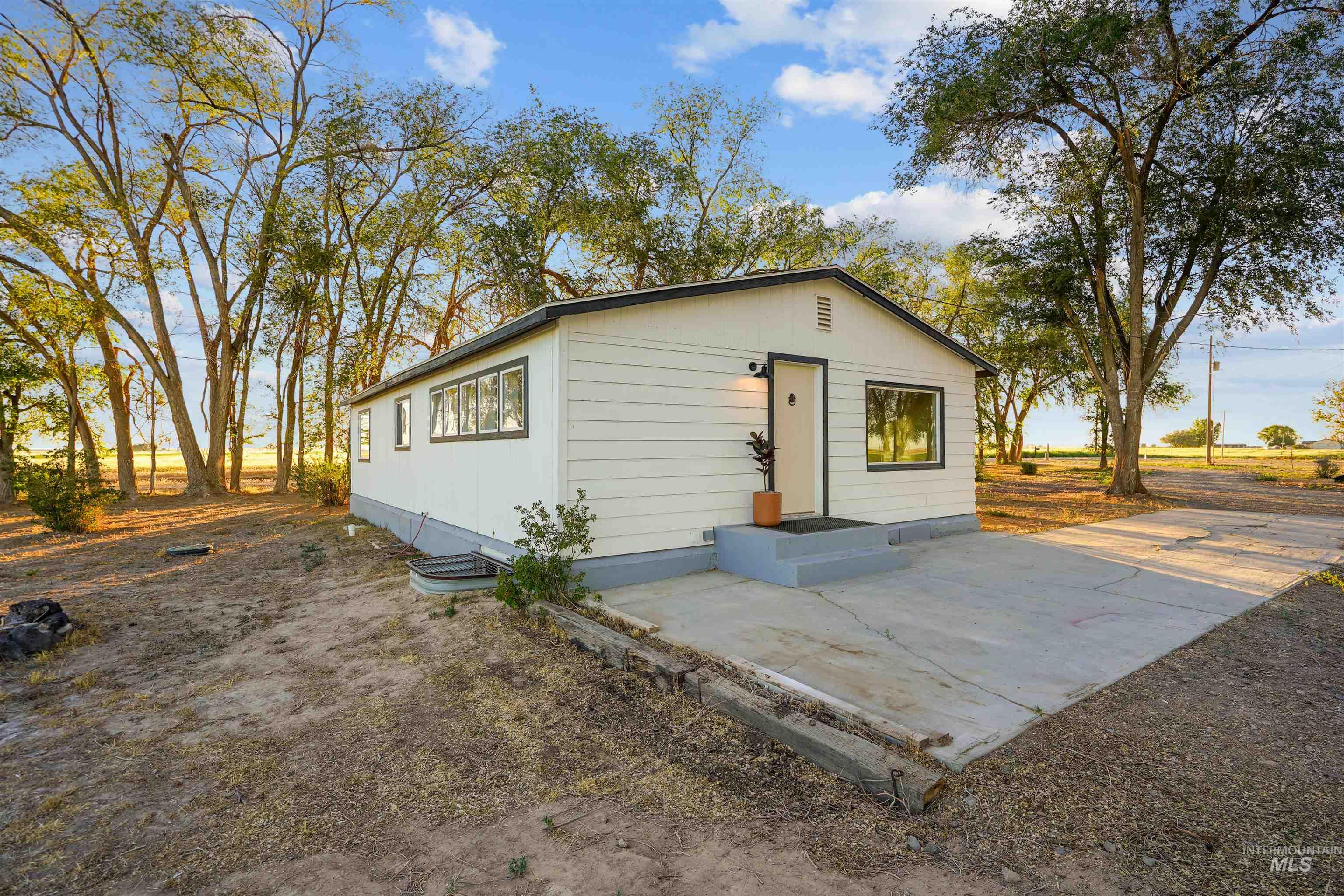 862 N 500 W, Rupert, Idaho 83350, 3 Bedrooms, 2 Bathrooms, Residential For Sale, Price $375,000,MLS 98993707