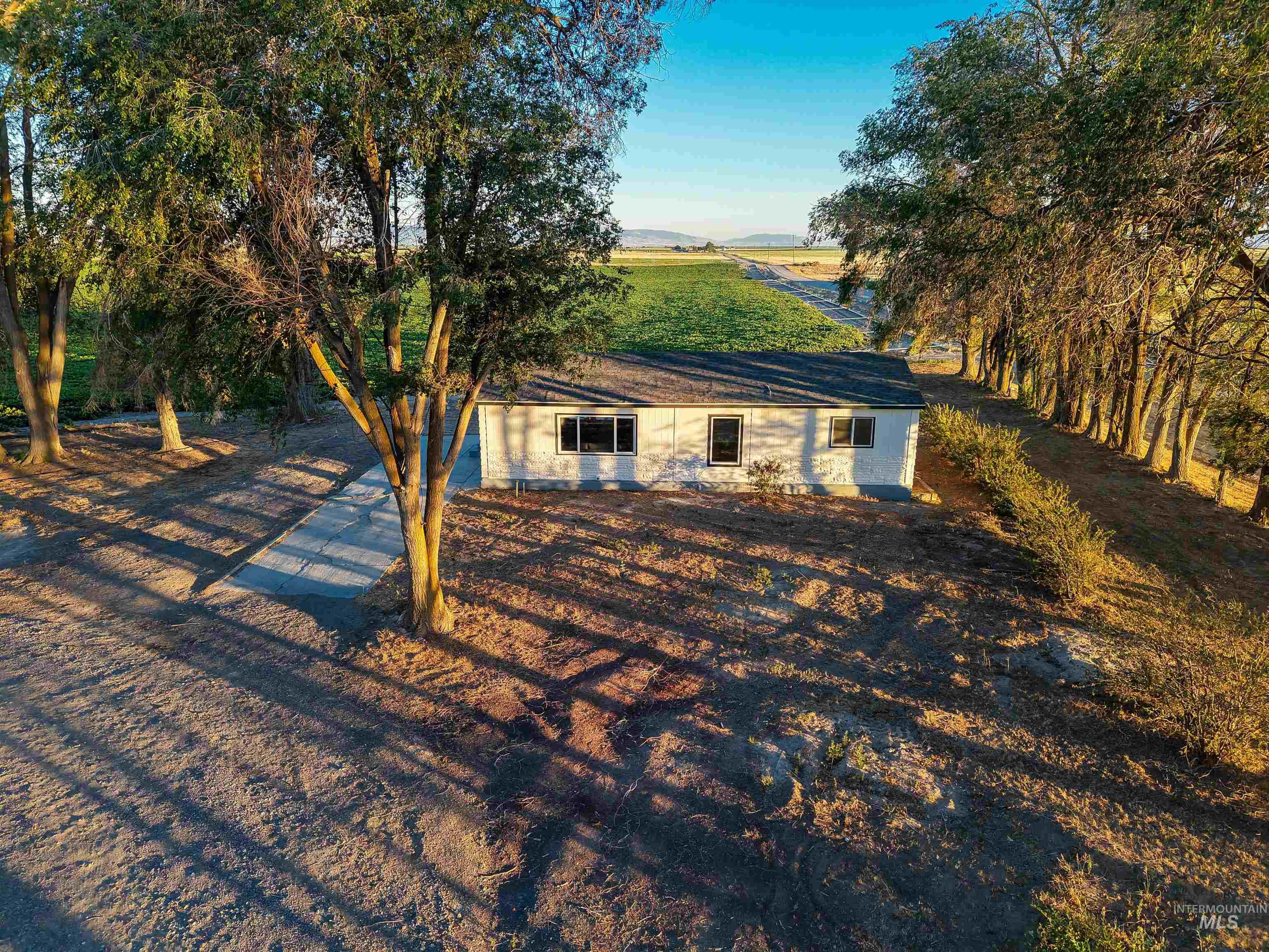 862 N 500 W, Rupert, Idaho 83350, 3 Bedrooms, 2 Bathrooms, Residential For Sale, Price $375,000,MLS 98993707