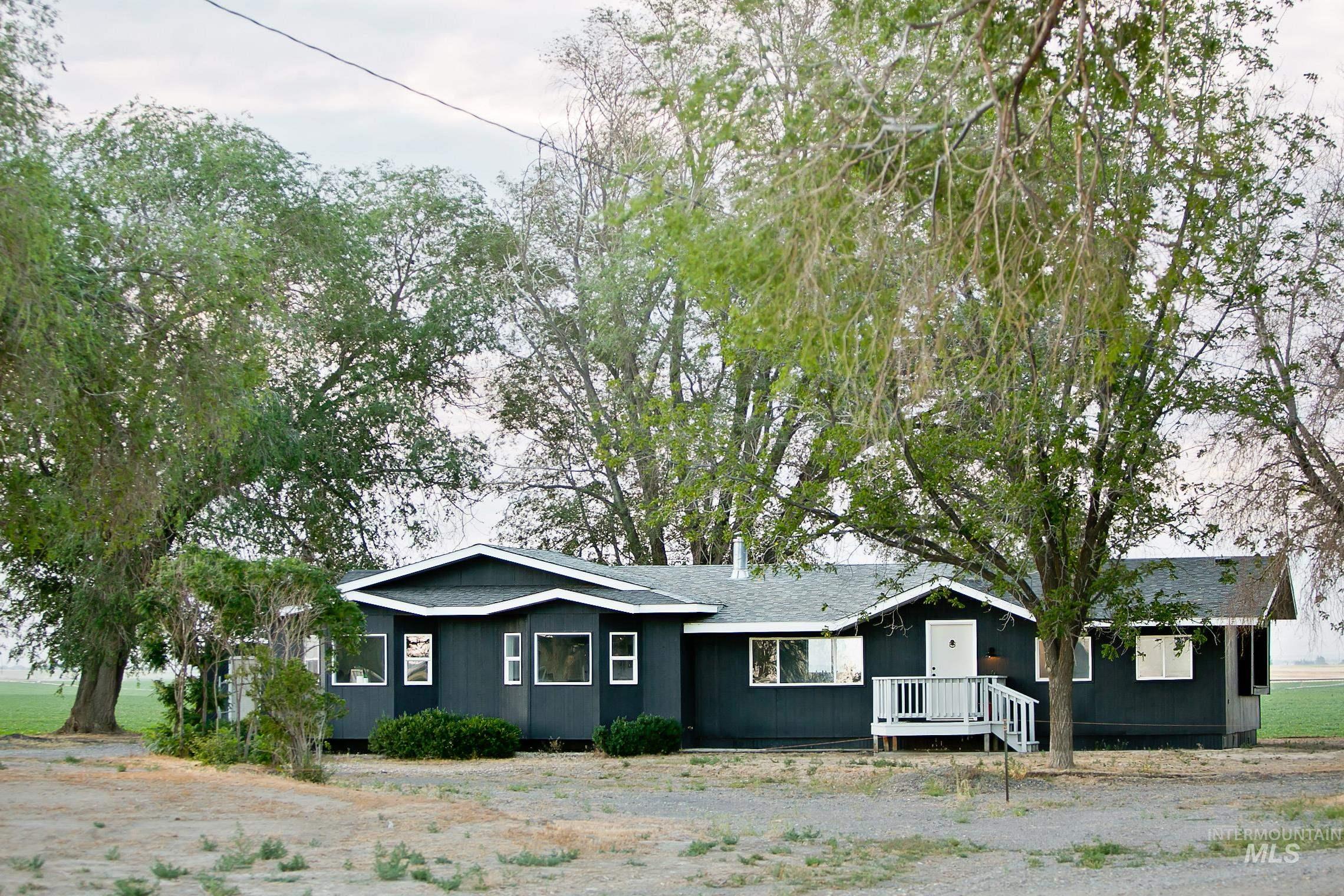 862 N 500 W, Rupert, Idaho 83350, 3 Bedrooms, 2 Bathrooms, Residential For Sale, Price $375,000,MLS 98993707