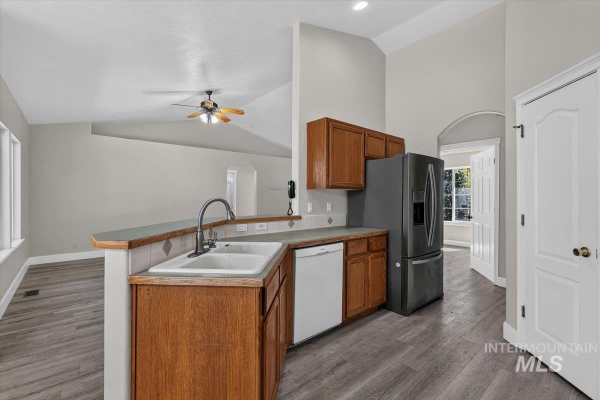 7741 N Dodgin Ave, Boise, Idaho 83714, 4 Bedrooms, 2 Bathrooms, Residential For Sale, Price $530,000,MLS 98993711