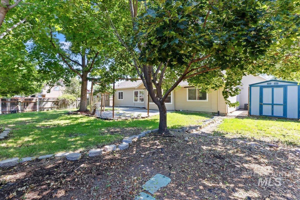 7741 N Dodgin Ave, Boise, Idaho 83714, 4 Bedrooms, 2 Bathrooms, Residential For Sale, Price $530,000,MLS 98993711