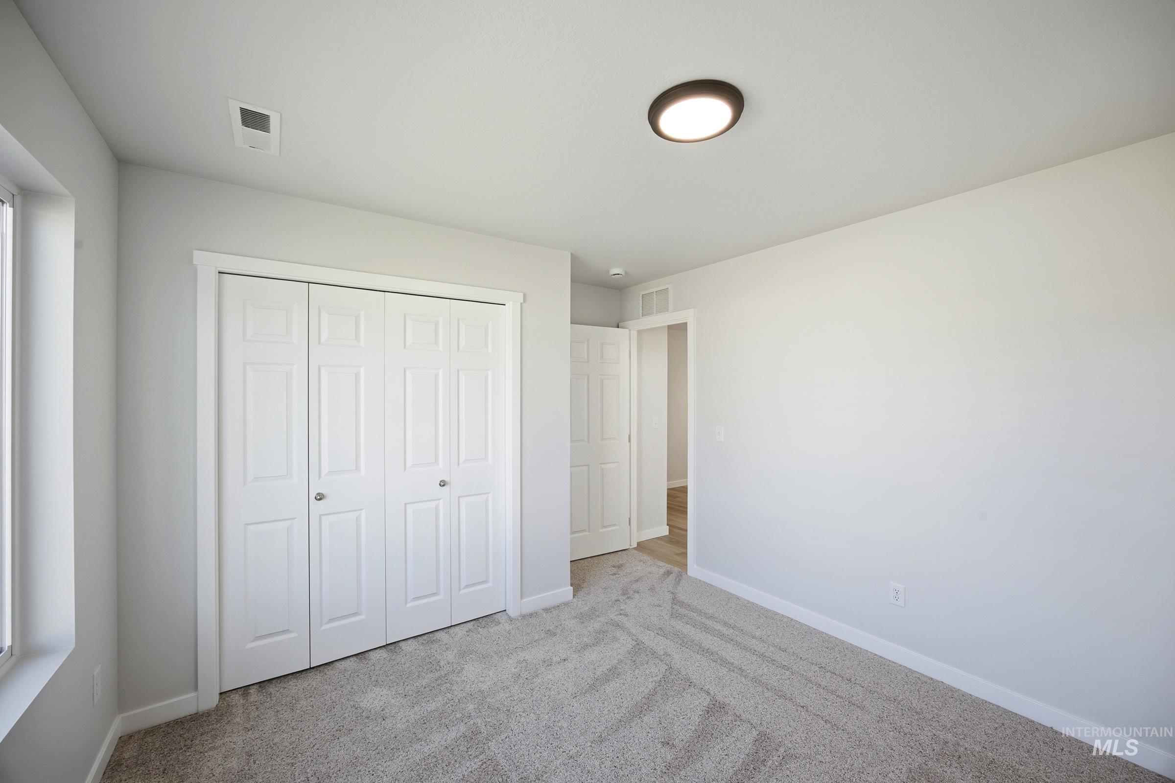 920 SW Jayhawk St, Mountain Home, Idaho 83647, 4 Bedrooms, 2 Bathrooms, Residential For Sale, Price $394,990,MLS 98993717