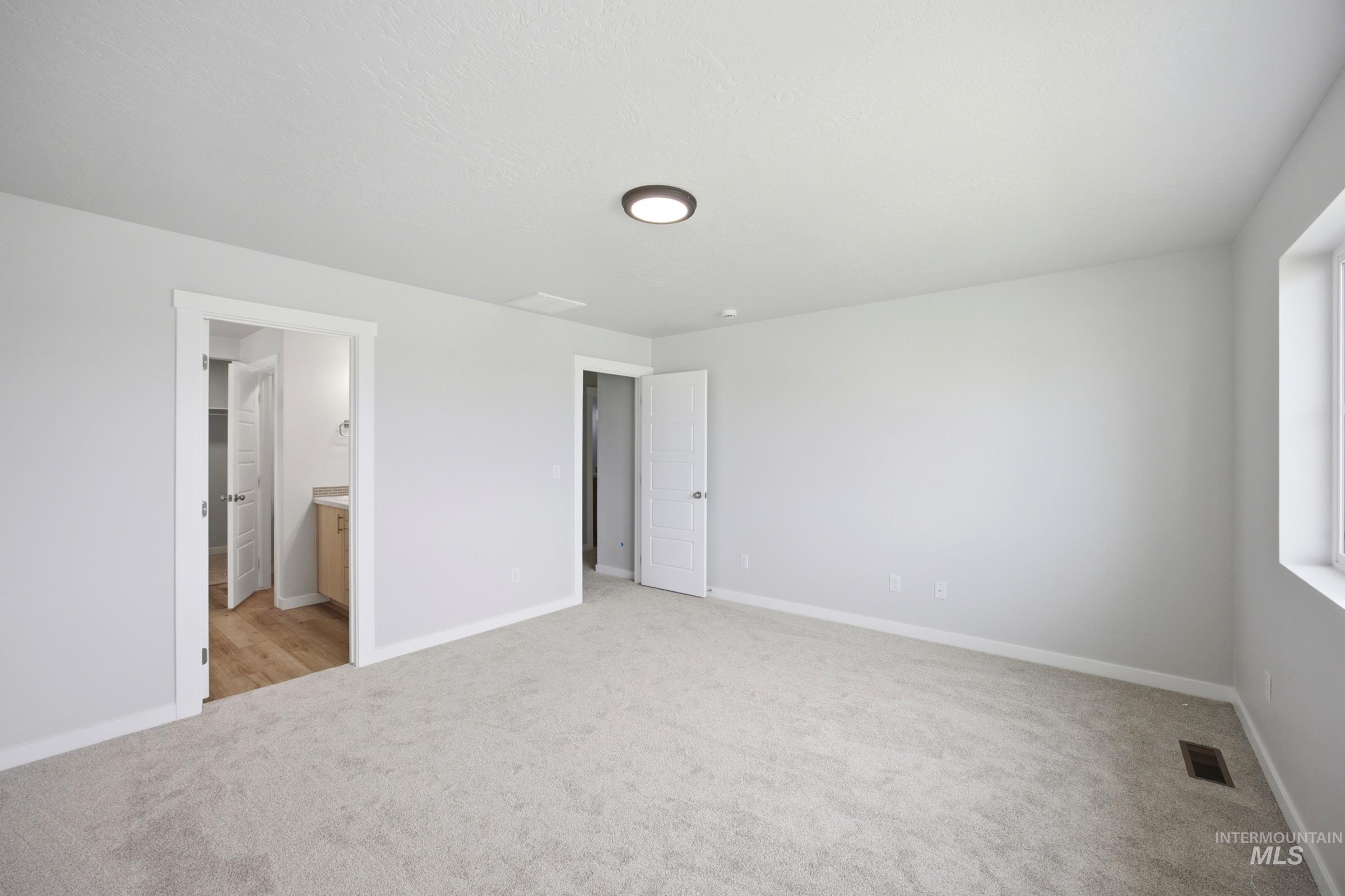 8283 E Presley Ct, Nampa, Idaho 83687, 4 Bedrooms, 2.5 Bathrooms, Residential For Sale, Price $494,990,MLS 98993722
