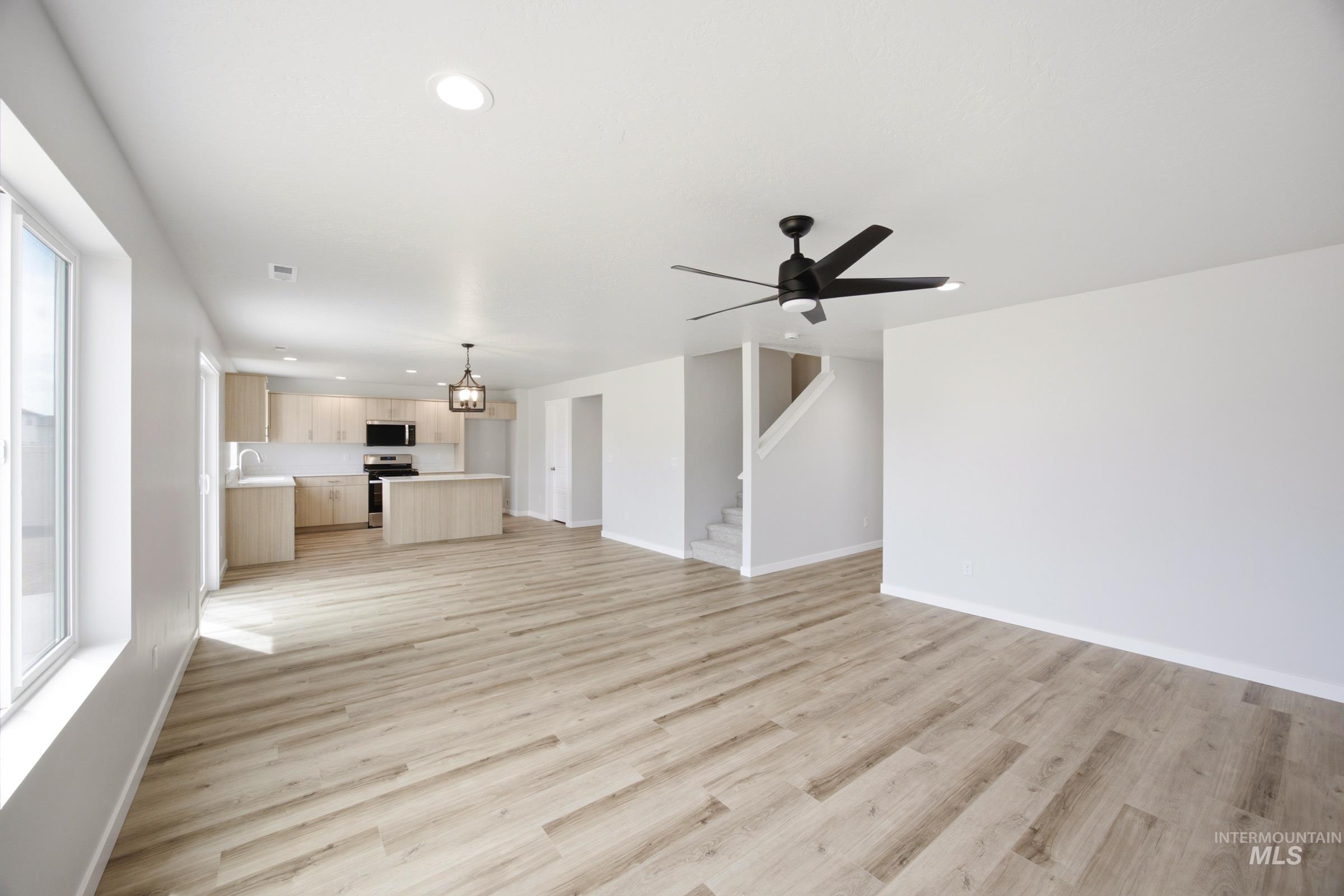 8283 E Presley Ct, Nampa, Idaho 83687, 4 Bedrooms, 2.5 Bathrooms, Residential For Sale, Price $494,990,MLS 98993722
