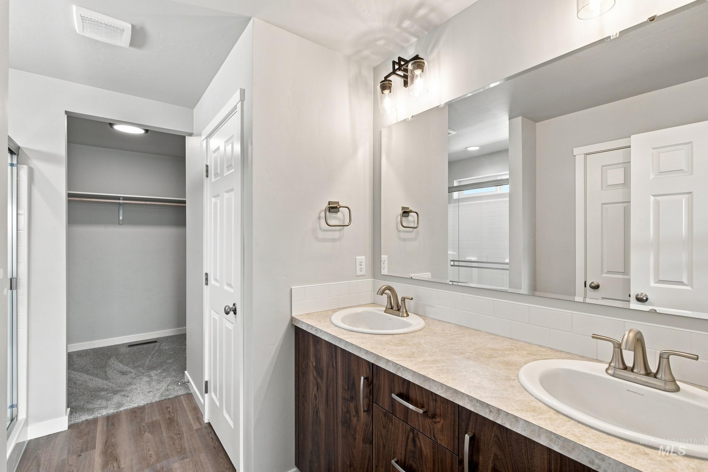 1486 Sunday River St, Middleton, Idaho 83644, 4 Bedrooms, 2.5 Bathrooms, Residential For Sale, Price $494,990,MLS 98993724
