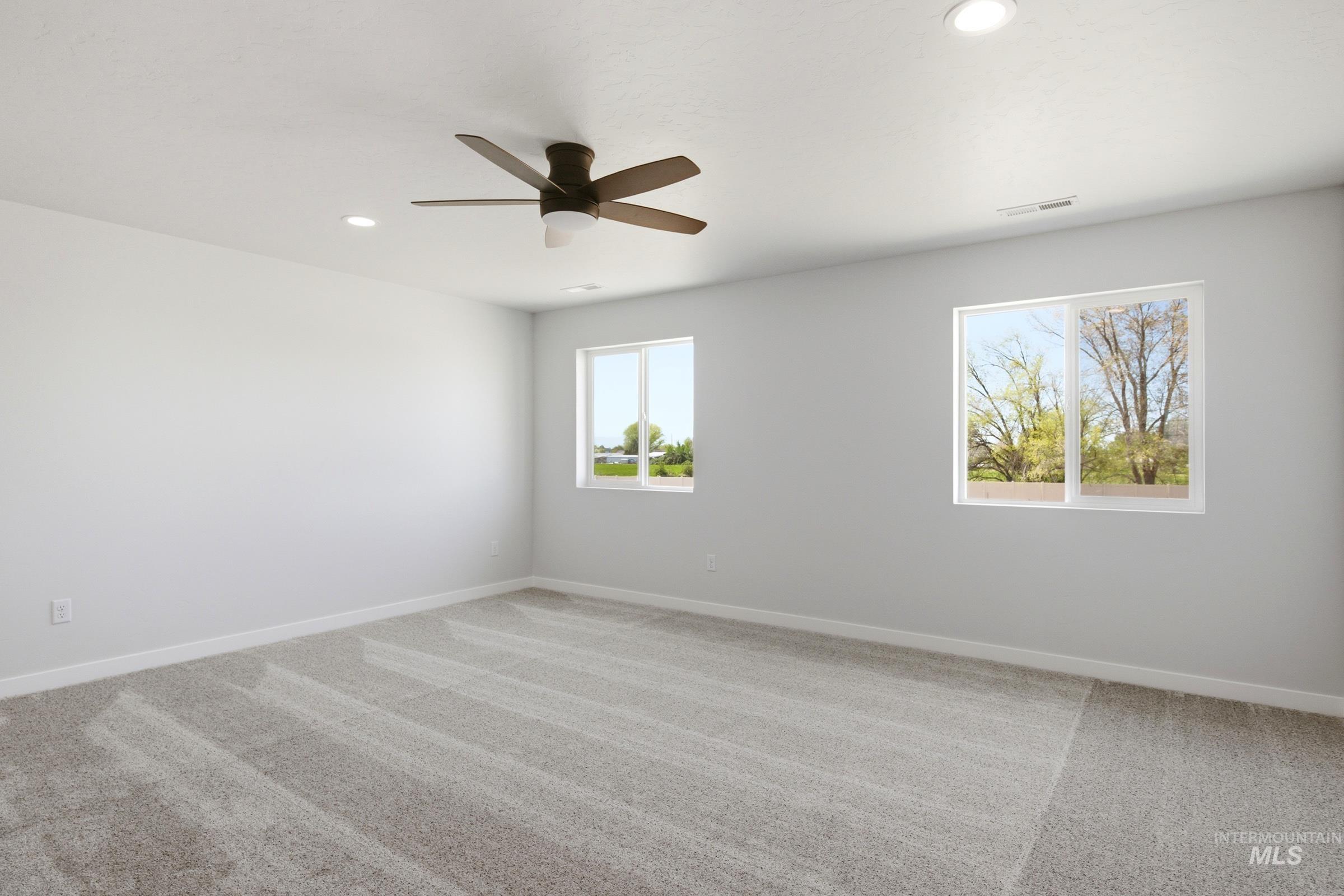 1518 Sunday River St, Middleton, Idaho 83644, 5 Bedrooms, 2.5 Bathrooms, Residential For Sale, Price $559,990,MLS 98993725
