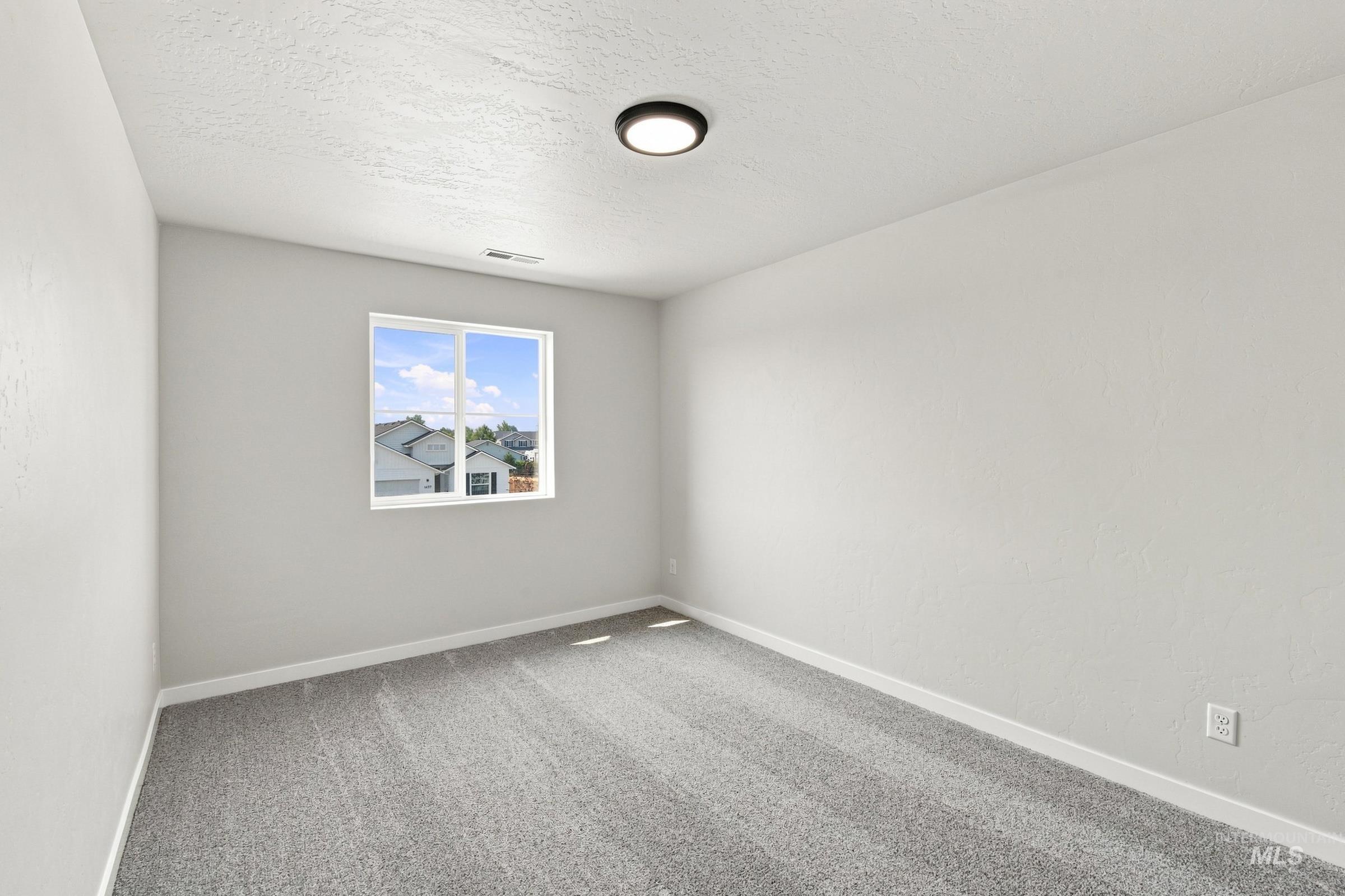 1518 Sunday River St, Middleton, Idaho 83644, 5 Bedrooms, 2.5 Bathrooms, Residential For Sale, Price $559,990,MLS 98993725