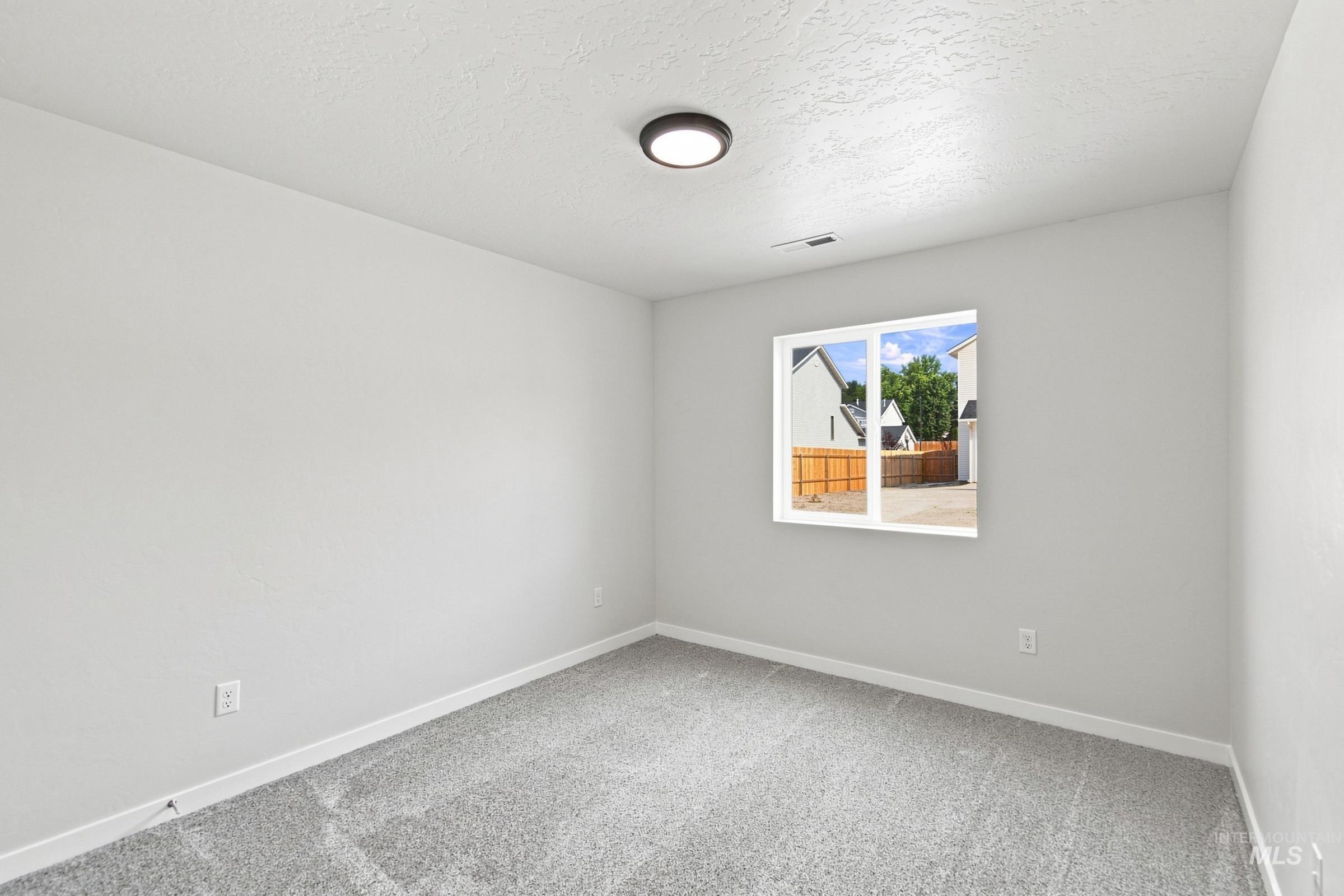 1518 Sunday River St, Middleton, Idaho 83644, 5 Bedrooms, 2.5 Bathrooms, Residential For Sale, Price $559,990,MLS 98993725