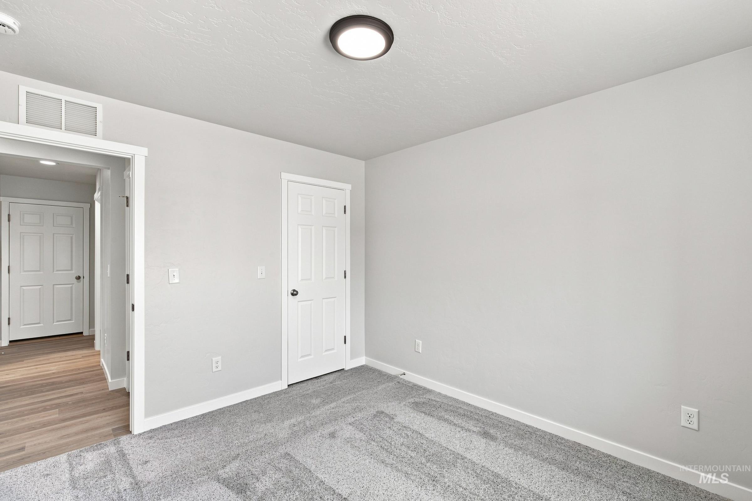 1518 Sunday River St, Middleton, Idaho 83644, 5 Bedrooms, 2.5 Bathrooms, Residential For Sale, Price $559,990,MLS 98993725