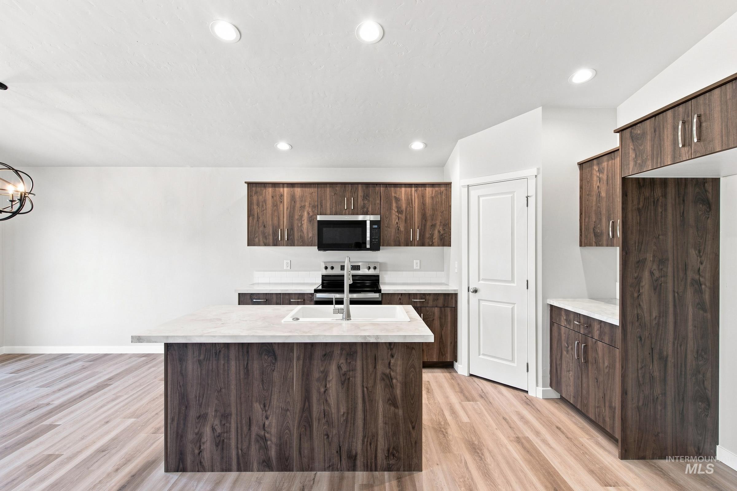 4311 Lamar St, Caldwell, Idaho 83605, 3 Bedrooms, 2 Bathrooms, Residential For Sale, Price $414,990,MLS 98993730