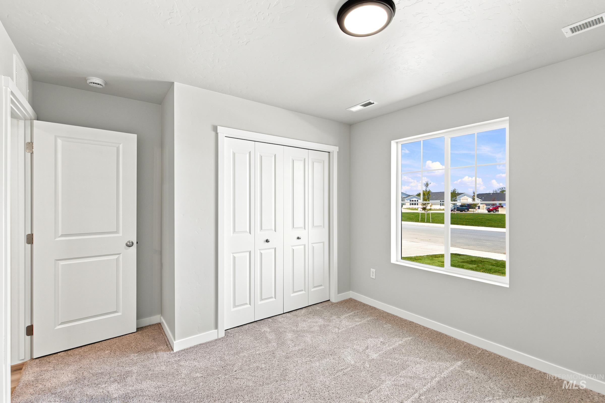 303 Hildago Way, Caldwell, Idaho 83605, 4 Bedrooms, 2 Bathrooms, Residential For Sale, Price $453,990,MLS 98993733