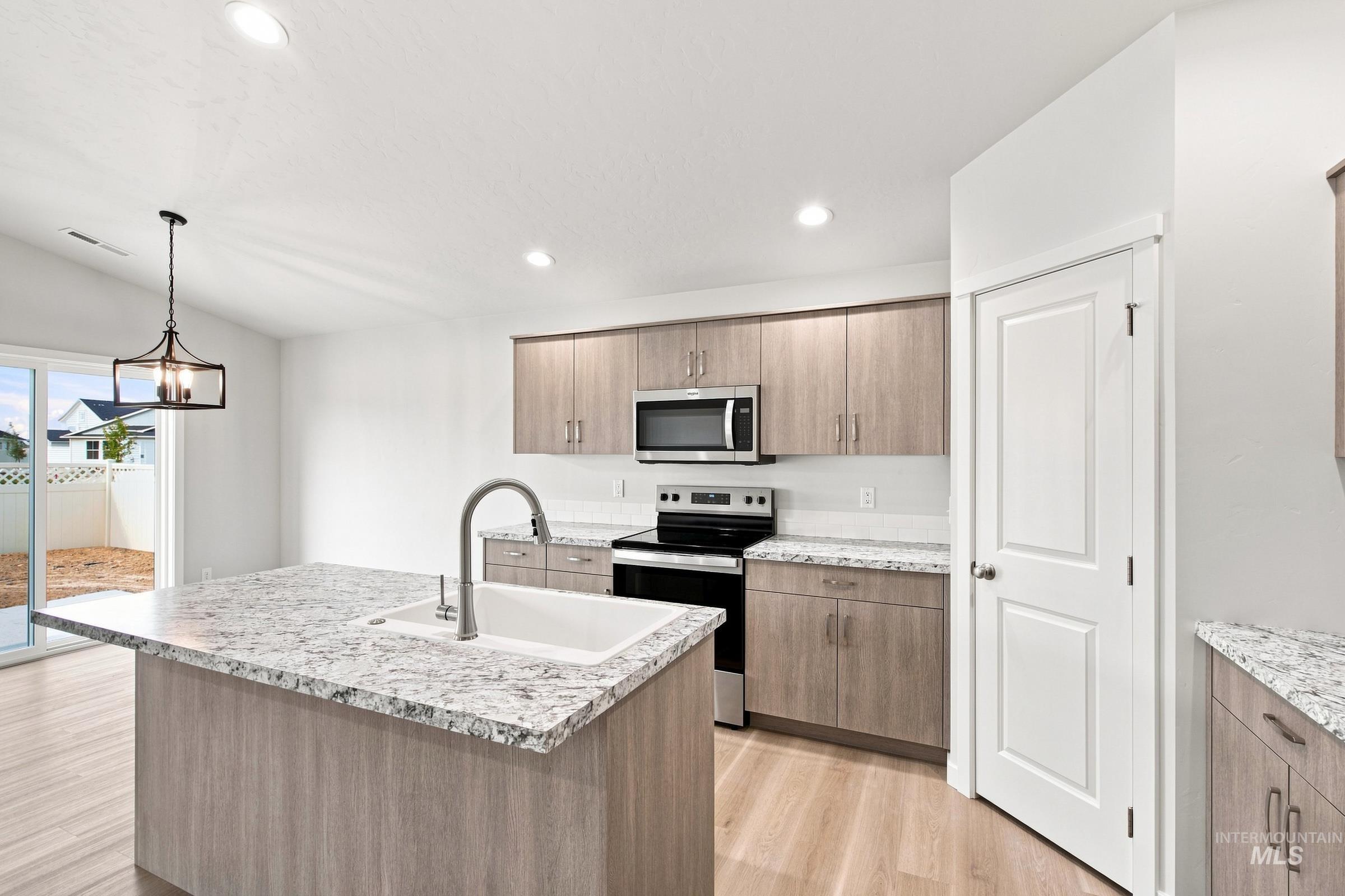 4308 Lamar St, Caldwell, Idaho 83605, 3 Bedrooms, 2 Bathrooms, Residential For Sale, Price $427,990,MLS 98993736