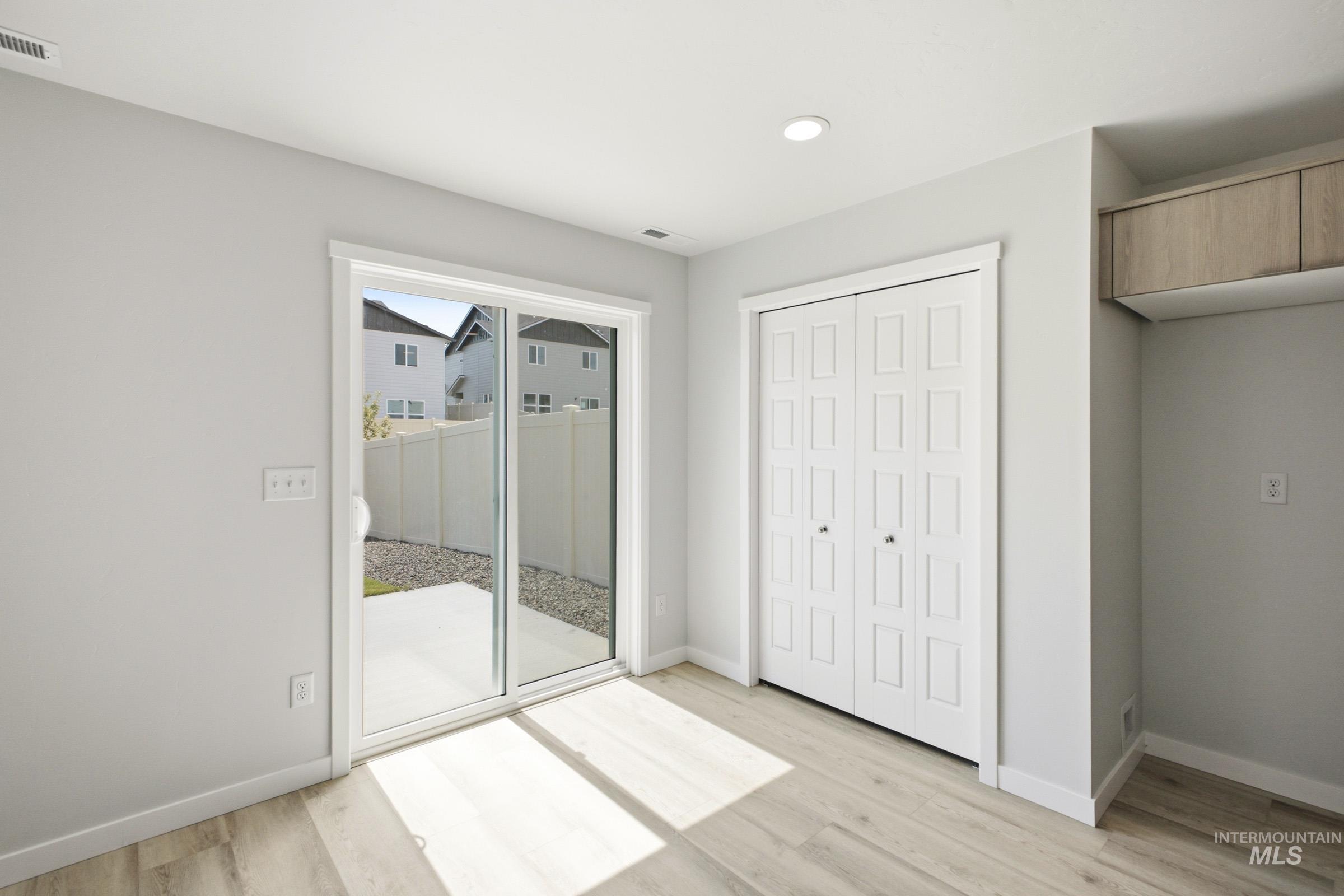 10803 Greensboro St, Caldwell, Idaho 83605, 3 Bedrooms, 2.5 Bathrooms, Residential For Sale, Price $383,990, 98993739