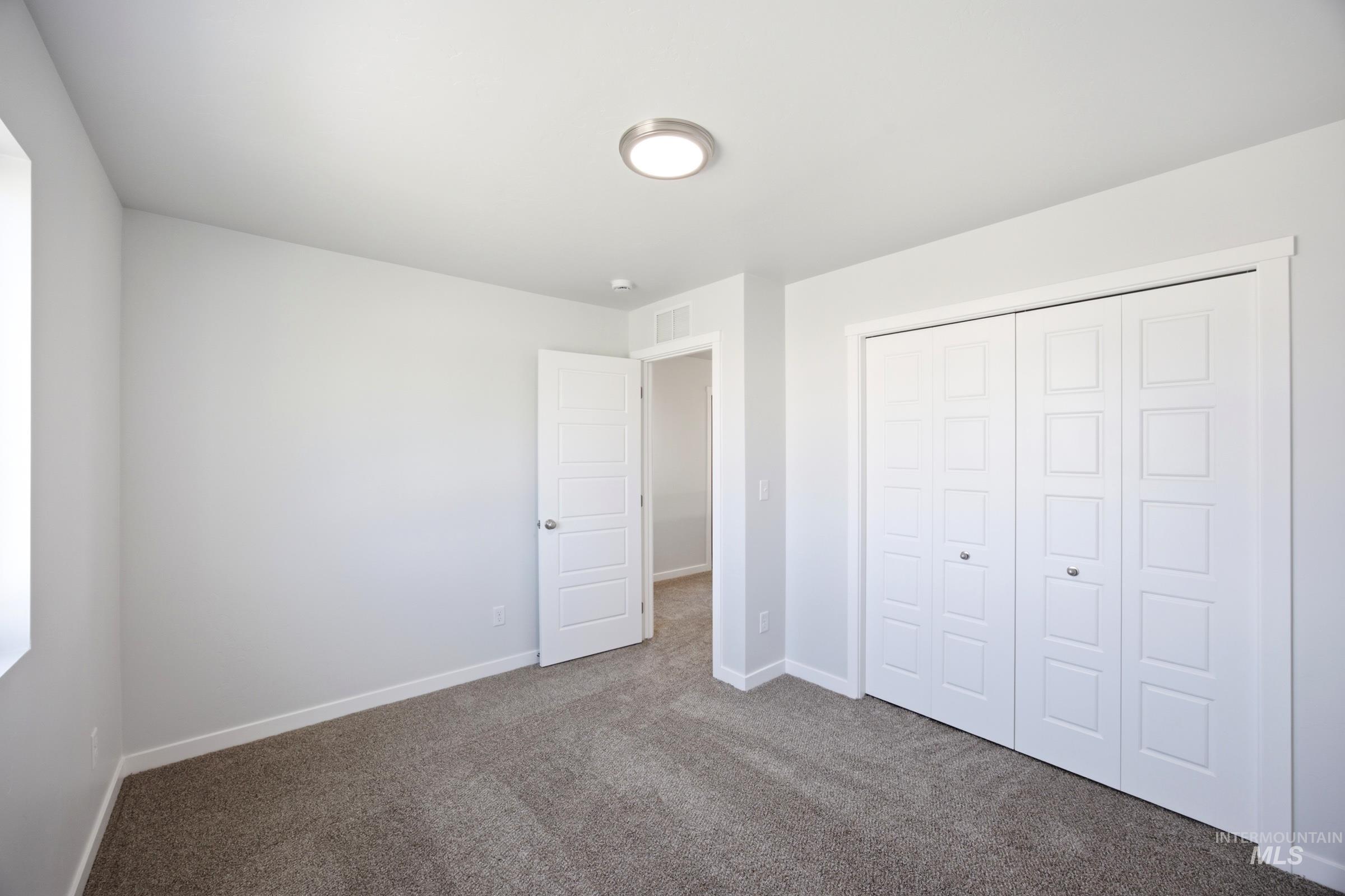 10860 Greensboro St, Caldwell, Idaho 83605, 3 Bedrooms, 2.5 Bathrooms, Residential For Sale, Price $359,990,MLS 98993742