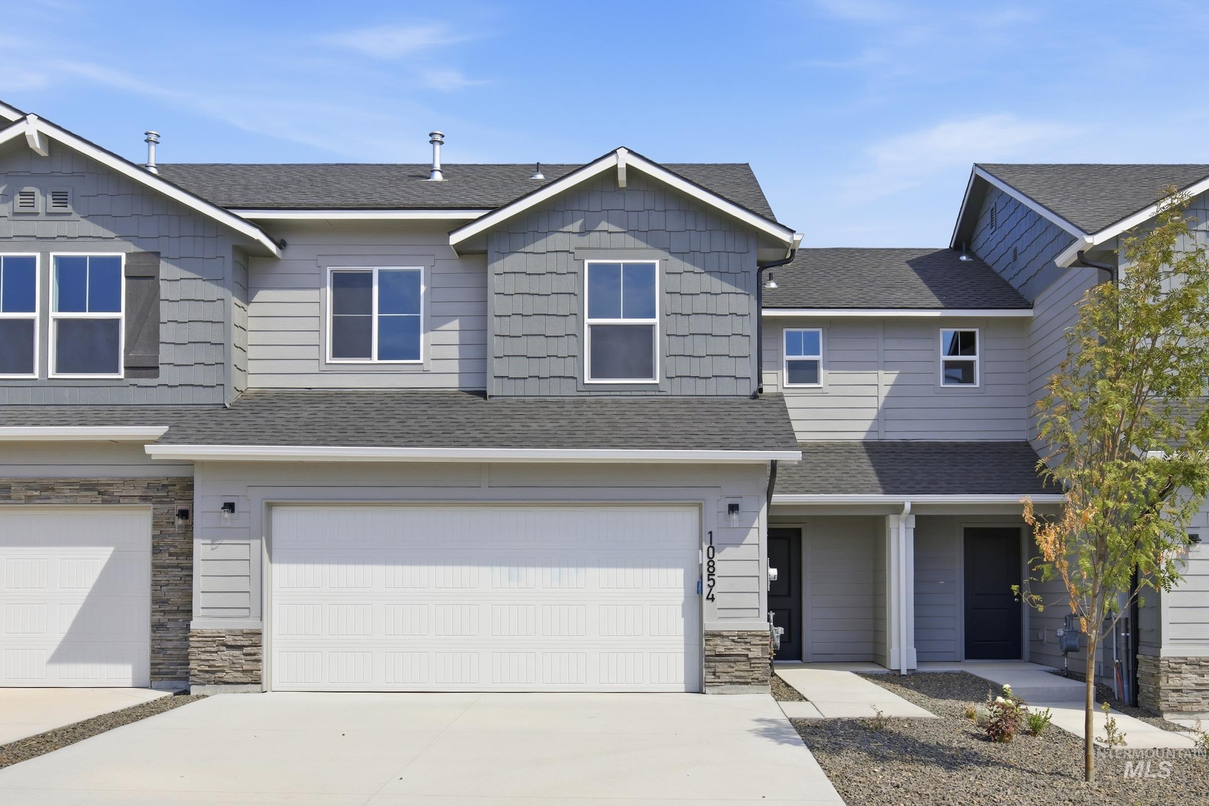 10854 Greensboro St, Caldwell, Idaho 83605, 3 Bedrooms, 2.5 Bathrooms, Residential For Sale, Price $359,990,MLS 98993743
