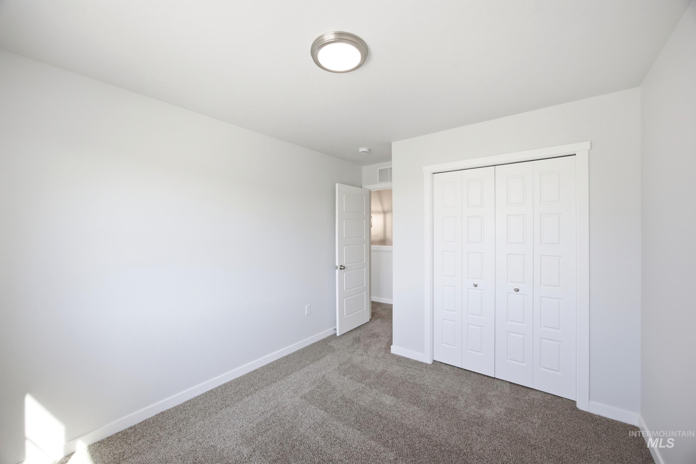 10848 Greensboro St, Caldwell, Idaho 83605, 3 Bedrooms, 2.5 Bathrooms, Residential For Sale, Price $361,990,MLS 98993744
