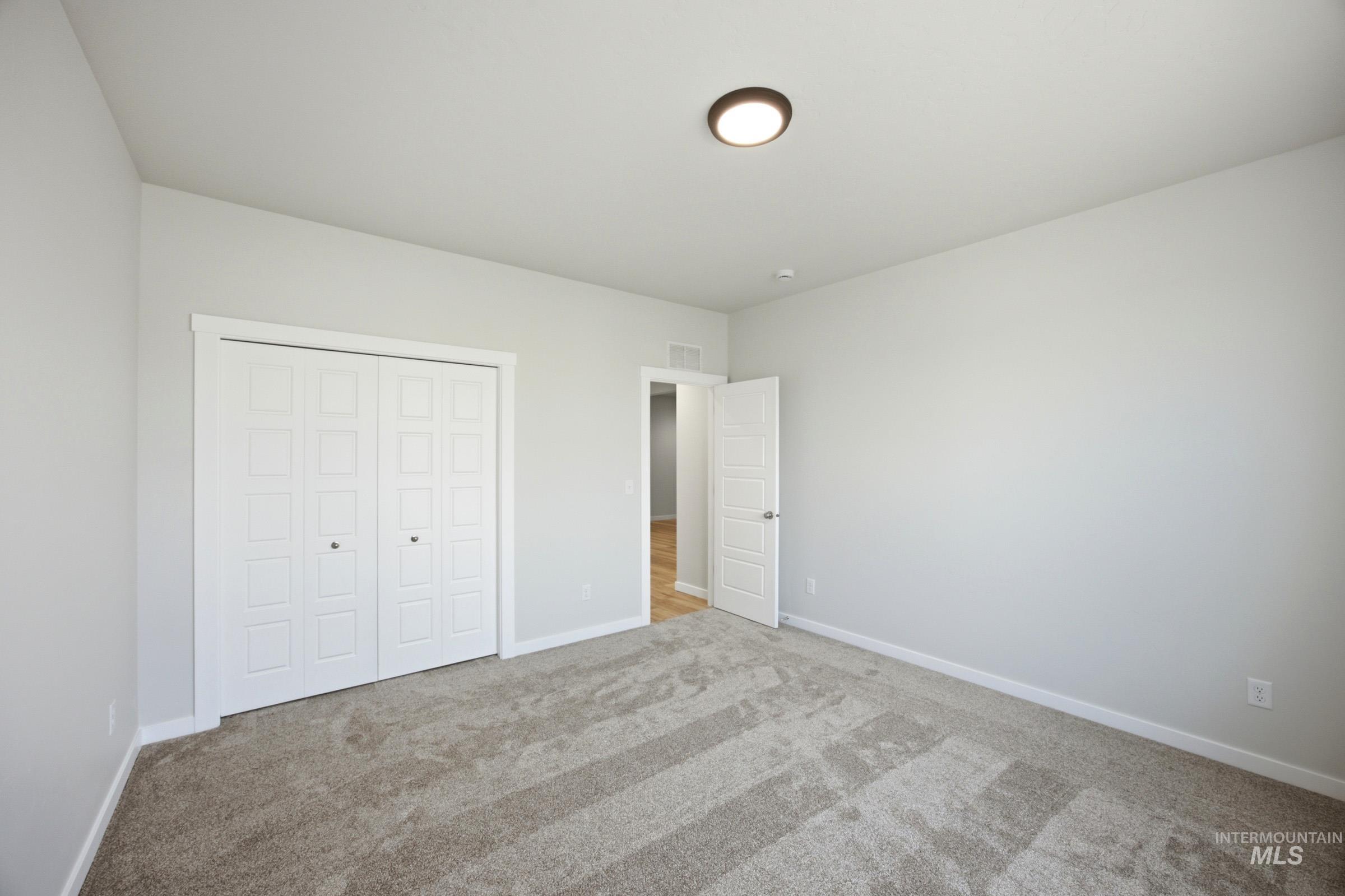 5054 S Bleachfield Ave, Meridian, Idaho 83642, 4 Bedrooms, 3.5 Bathrooms, Residential For Sale, Price $749,990,MLS 98993752
