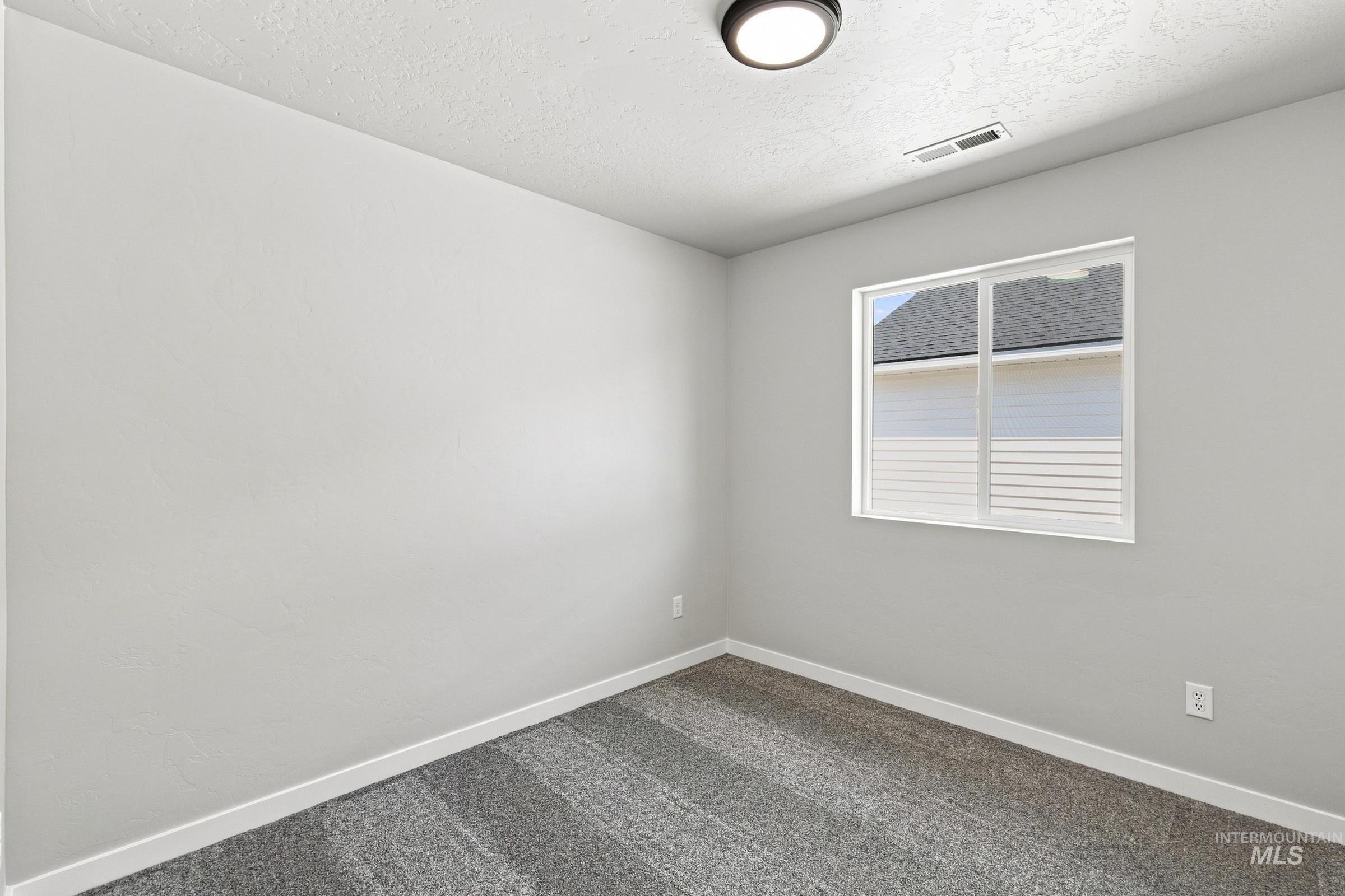 265 N Tideberry Ave, Kuna, Idaho 83634, 3 Bedrooms, 2 Bathrooms, Residential For Sale, Price $399,990,MLS 98993757